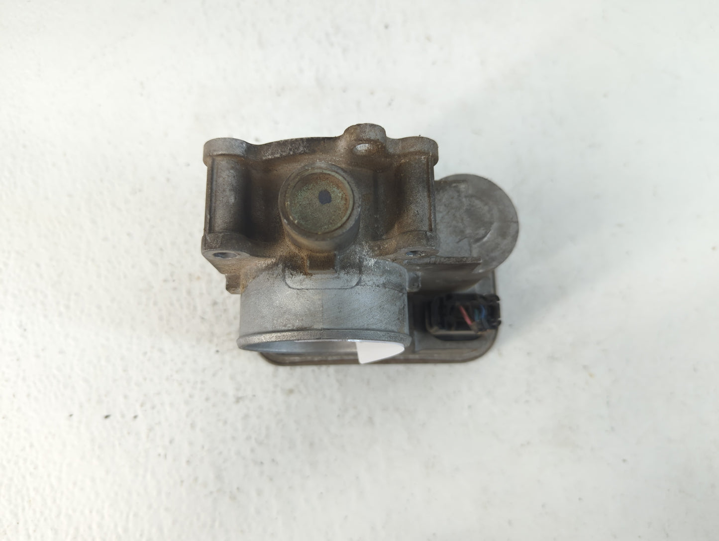 2009-2018 Dodge Journey Throttle Body Fits Fits 2007 2008 2009 2010 2011 2012 2013 2014 2015 2016 2017 2018 OEM Used Auto Pa
