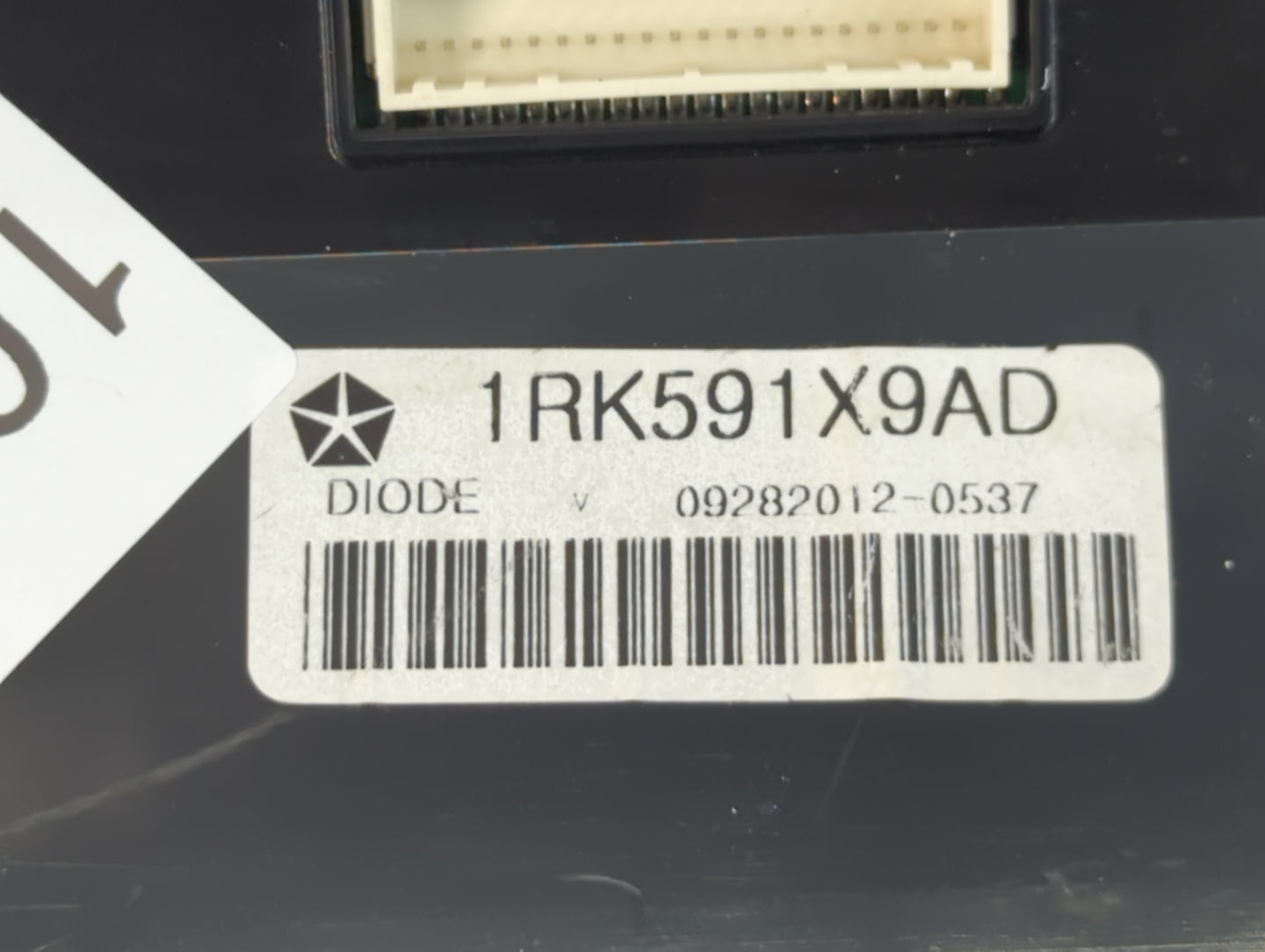 2013 Dodge Journey Radio AM FM Cd Player Receiver Replacement P/N:1RK591X9AD Fits OEM Used Auto Parts - Oemusedautoparts1.co