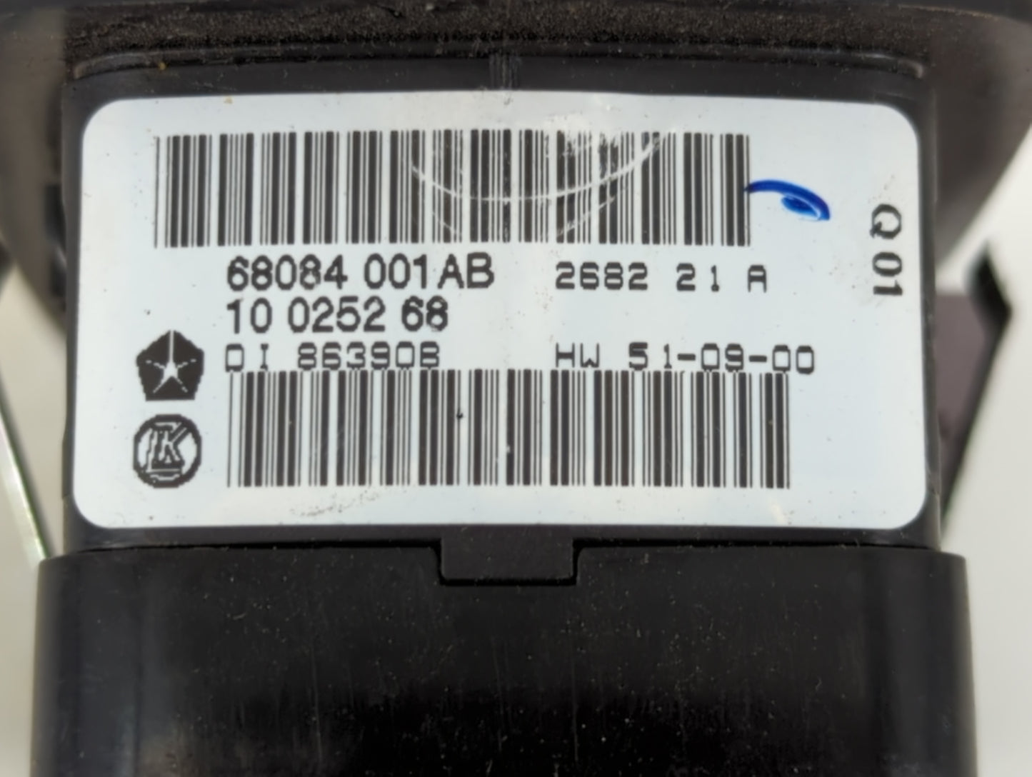 2013 Dodge Journey Master Power Window Switch Replacement Driver Side Left P/N:68084001AB Fits OEM Used Auto Parts - Oemused