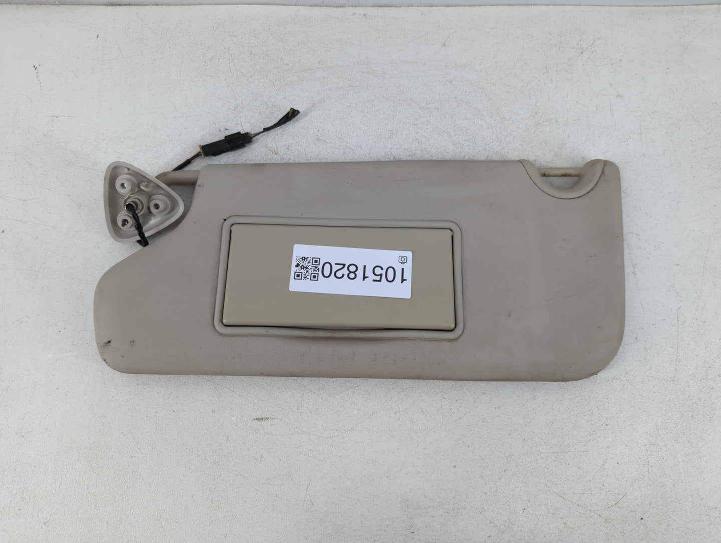 2013 Dodge Journey Sun Visor Shade Replacement Driver Left Mirror Fits OEM Used Auto Parts - Oemusedautoparts1.com