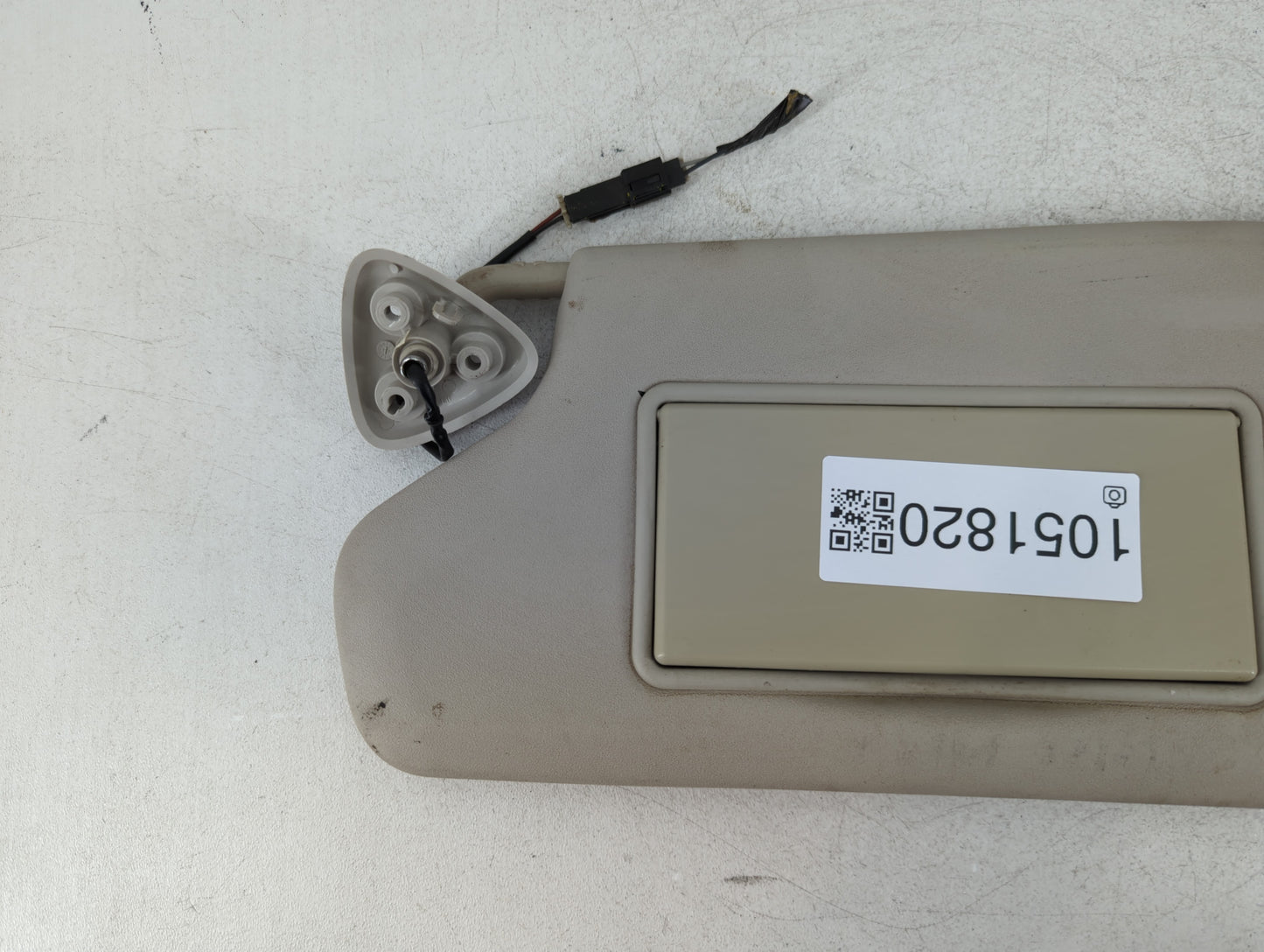 2013 Dodge Journey Sun Visor Shade Replacement Driver Left Mirror Fits OEM Used Auto Parts - Oemusedautoparts1.com