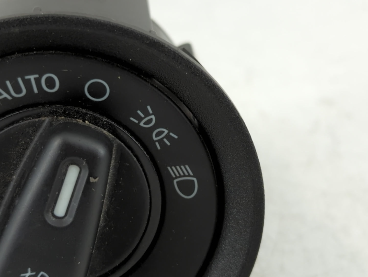 2013 Dodge Journey Headlight Head Light Switch Lamp Control 10014023 - Oemusedautoparts1.com