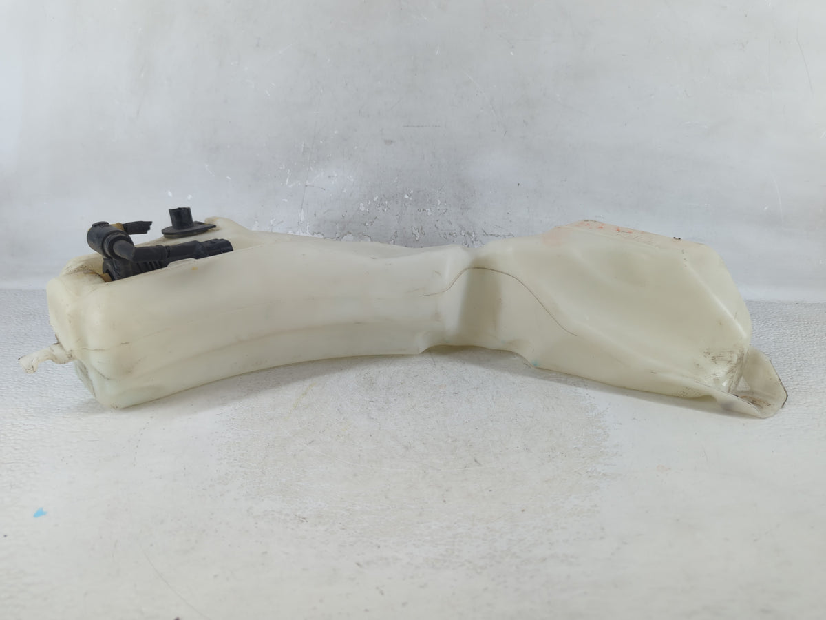 2013 Dodge Journey Windshield Washer Fluid Reservoir Bottle 1063236 - Oemusedautoparts1.com