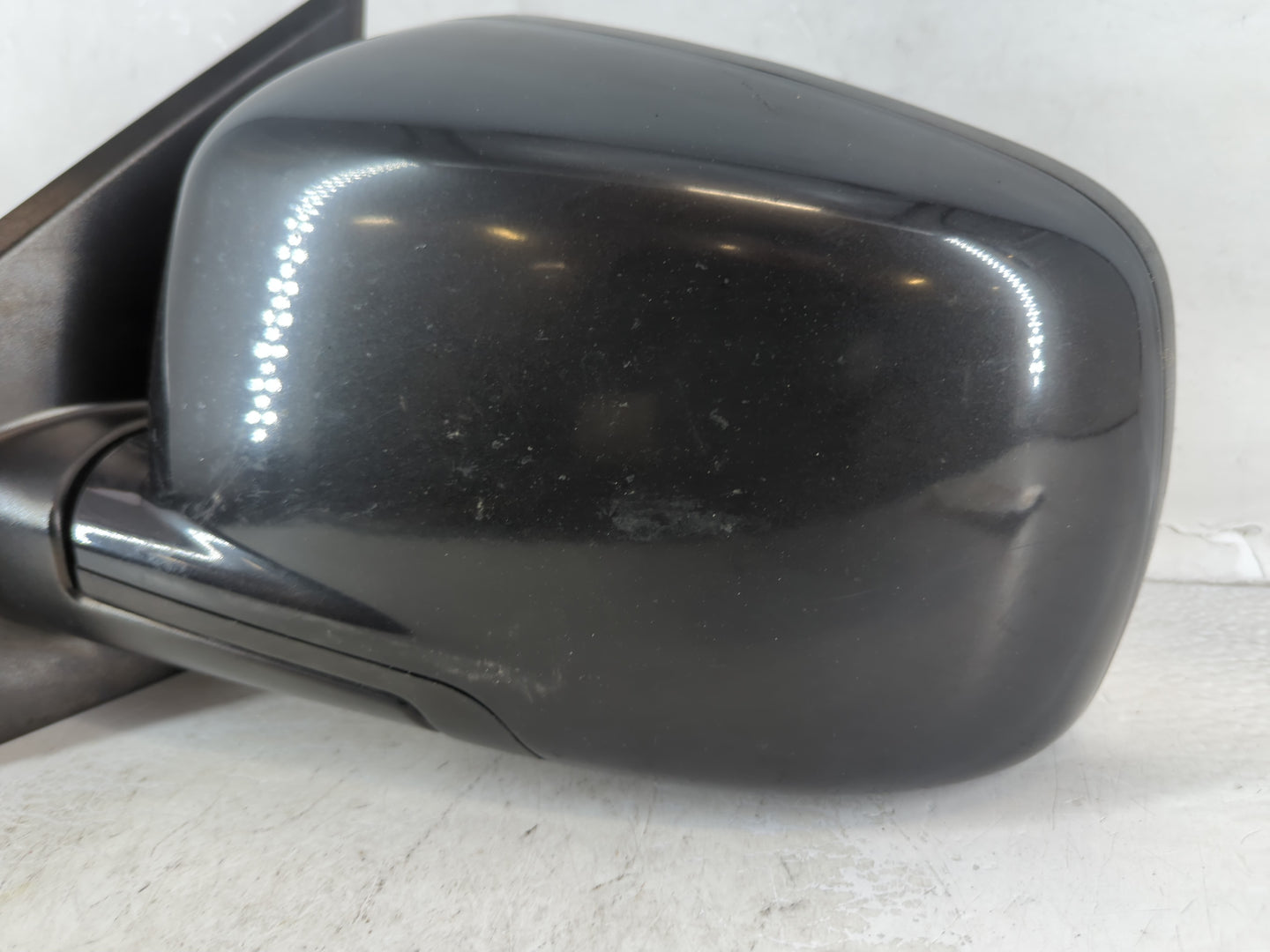 2013 Dodge Journey Driver Side View Mirror - Left Door Mirror OEM Used - Oemusedautoparts1.com