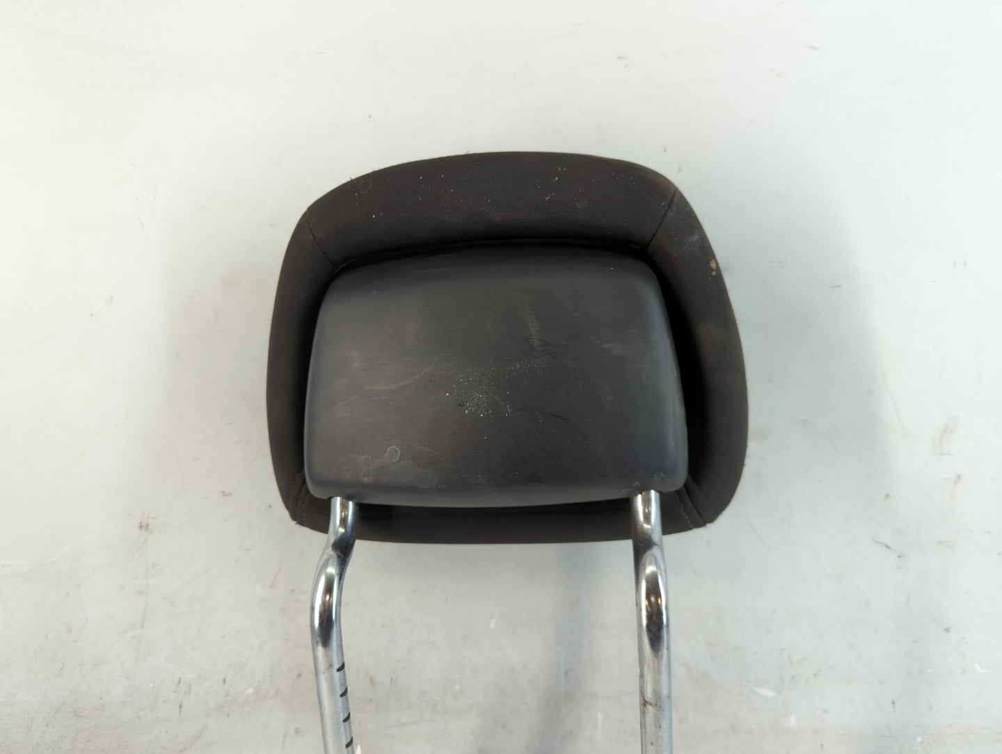 2011-2017 Dodge Journey Headrest Head Rest Front Driver Passenger Seat Fits Fits 2011 2012 2013 2014 2015 2016 2017 OEM Used