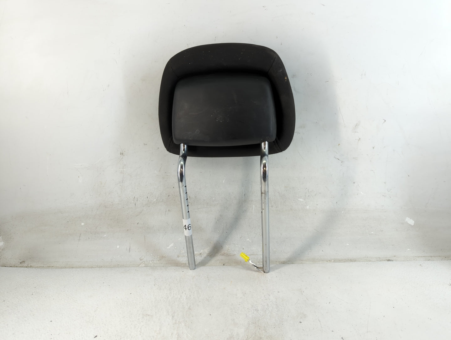 2011-2017 Dodge Journey Headrest Head Rest Front Driver Passenger Seat Fits Fits 2011 2012 2013 2014 2015 2016 2017 OEM Used