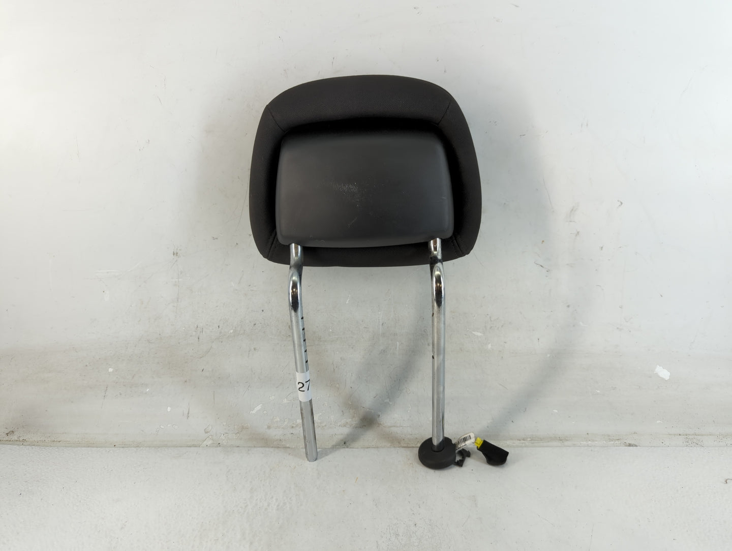 2013 Dodge Journey Headrest Head Rest Front Driver Passenger Seat Fits OEM Used Auto Parts - Oemusedautoparts1.com