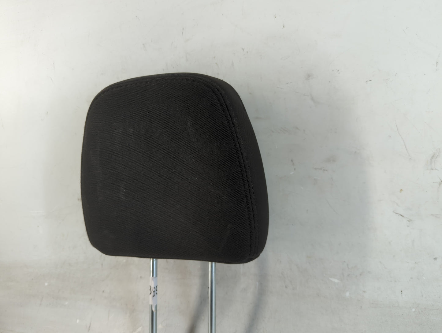 2013 Dodge Journey Headrest Head Rest Rear Center Seat Fits OEM Used Auto Parts - Oemusedautoparts1.com