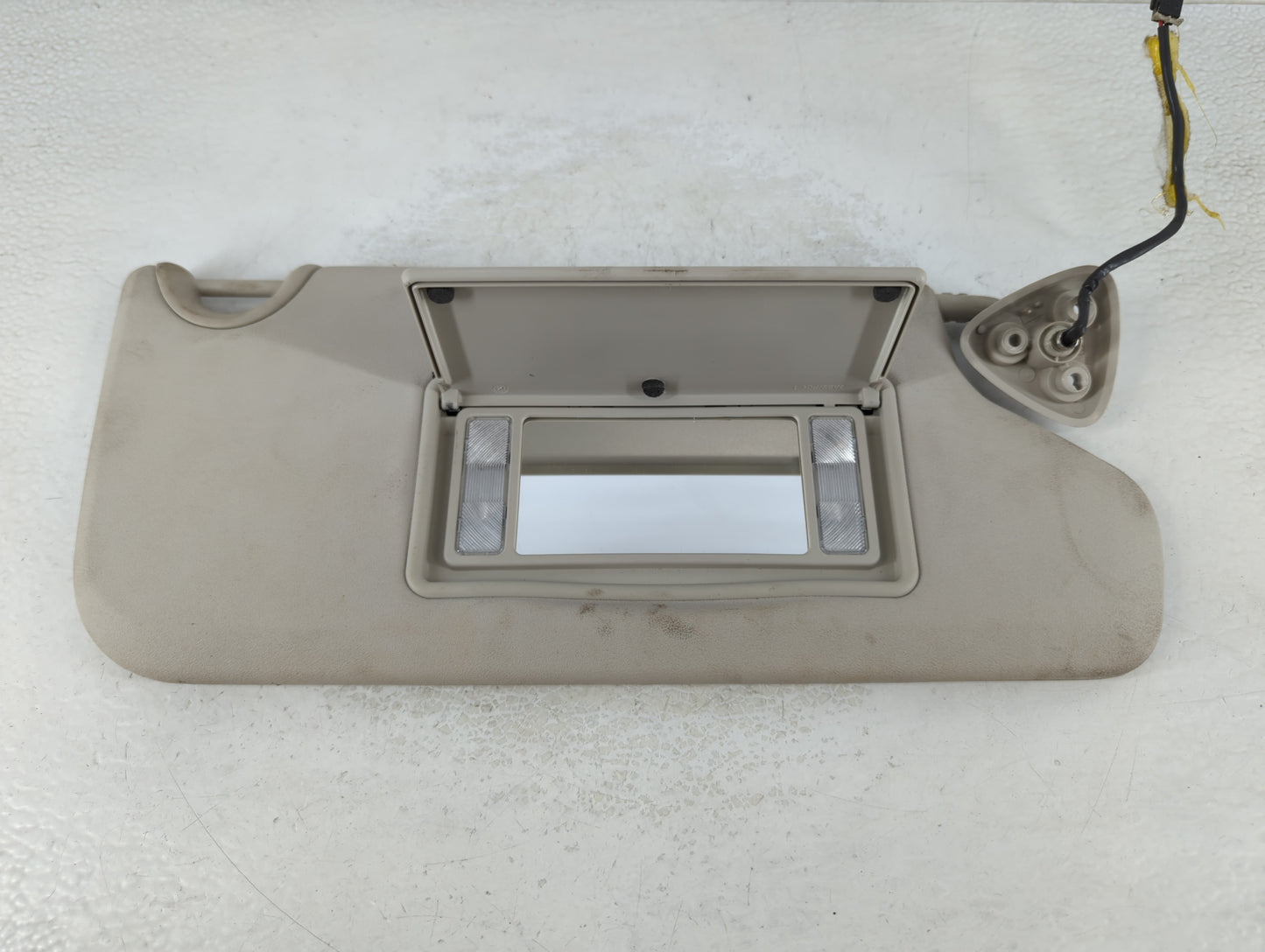 2011-2020 Dodge Journey Sun Visor Shade Replacement Passenger Right Mirror Fits OEM Used Auto Parts - Oemusedautoparts1.com