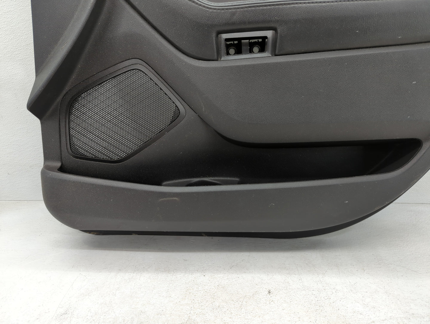2013 Dodge Journey Engine Cover - Oemusedautoparts1.com