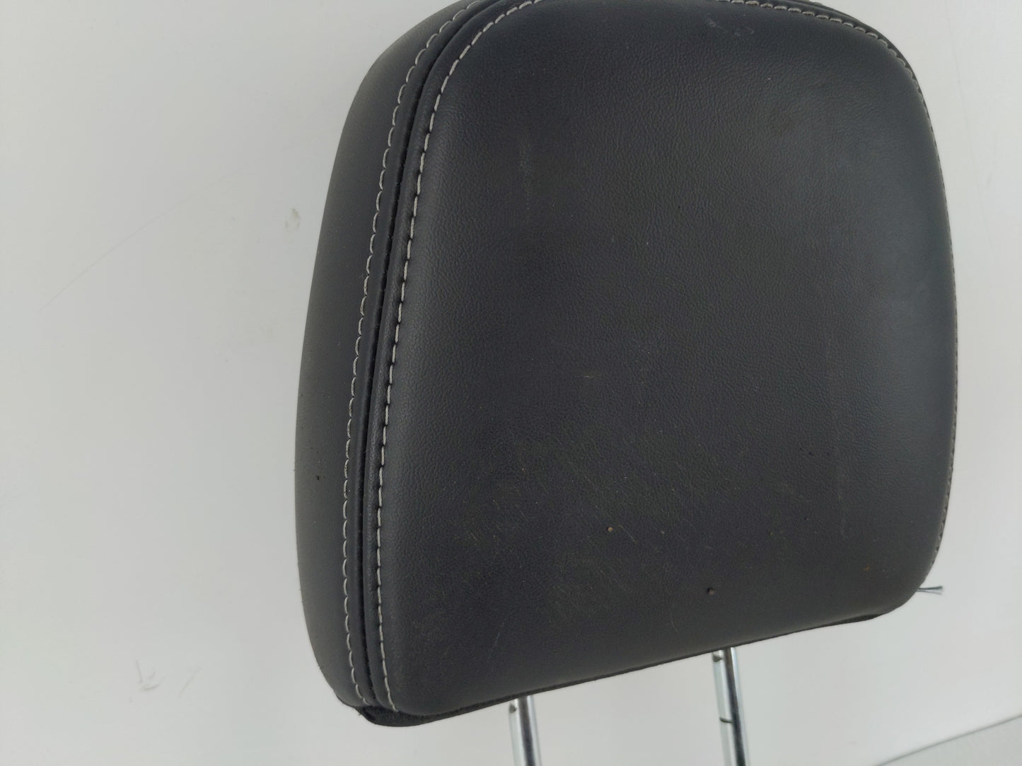 2011-2017 Dodge Journey Headrest Head Rest Rear Seat Fits Fits 2011 2012 2013 2014 2015 2016 2017 OEM Used Auto Parts - Oemu