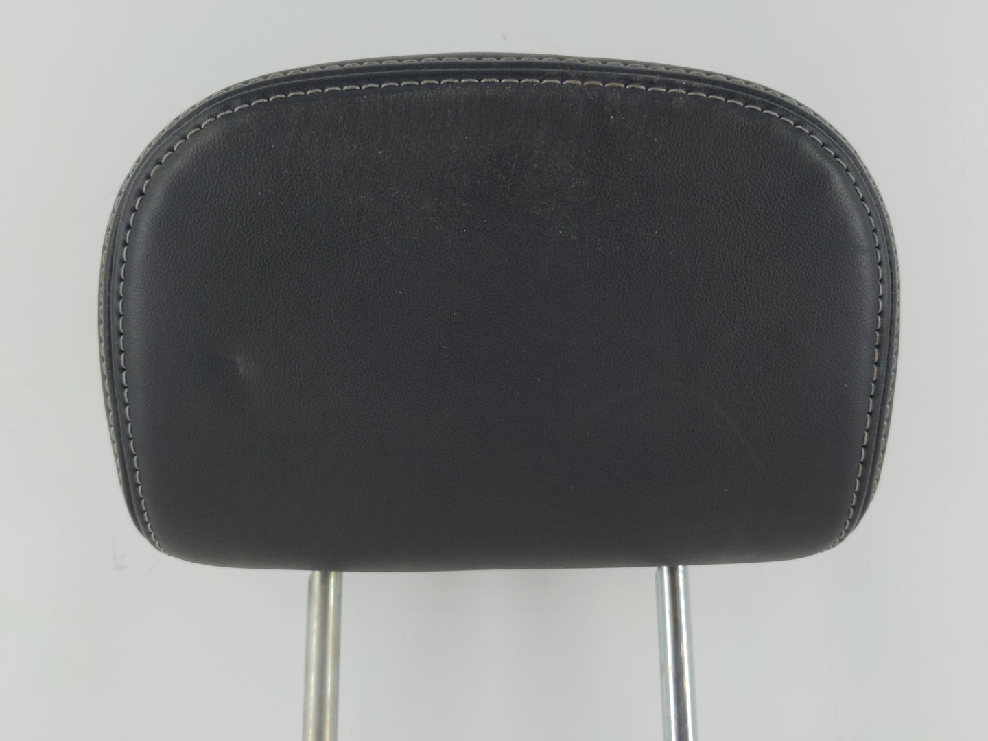 2011-2017 Dodge Journey Headrest Head Rest Rear Center Seat Fits Fits 2011 2012 2013 2014 2015 2016 2017 OEM Used Auto Parts
