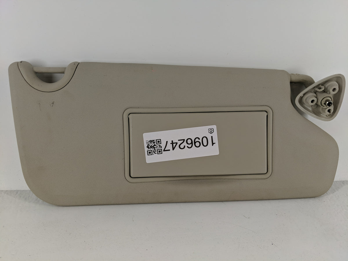2011-2017 Dodge Journey Sun Visor Shade Replacement Passenger Right Mirror Fits Fits 2011 2012 2013 2014 2015 2016 2017 OEM 