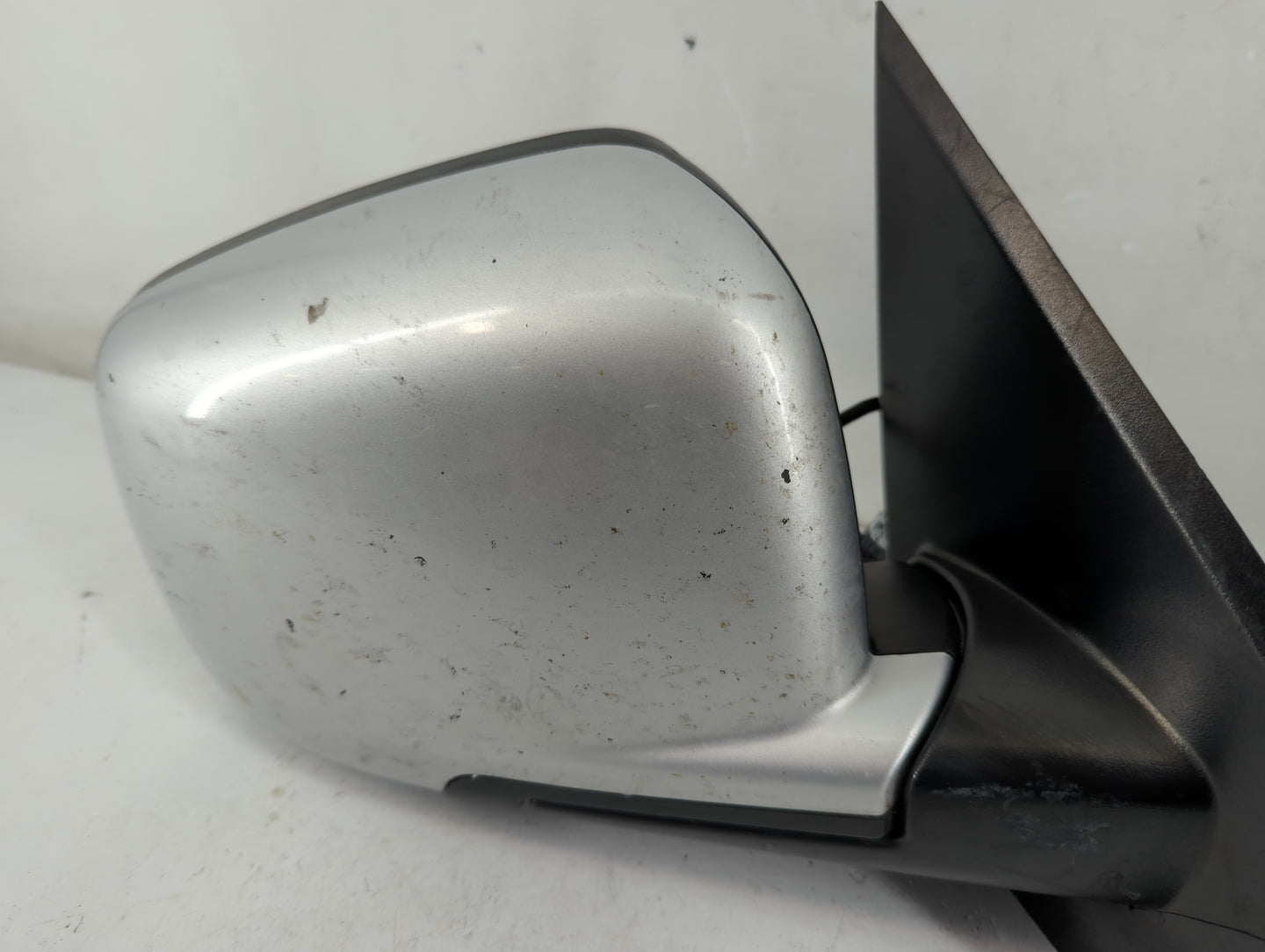 2013 Dodge Journey Passenger Side View Mirror - Right Door Mirror OEM Used - Oemusedautoparts1.com
