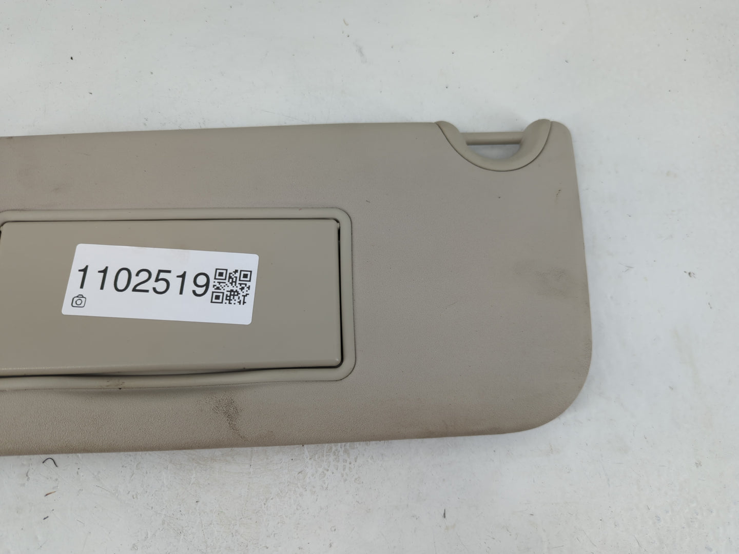2013 Dodge Journey Sun Visor Shade Replacement Driver Left Mirror Fits OEM Used Auto Parts - Oemusedautoparts1.com