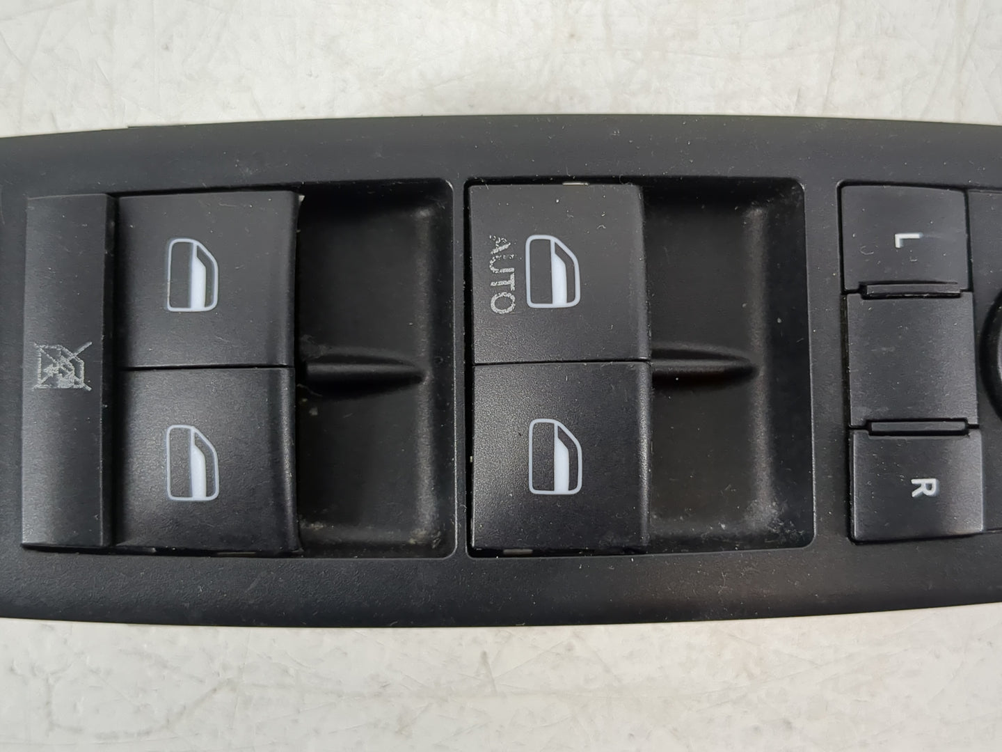 2013 Dodge Journey Master Power Window Switch Replacement Driver Side Left P/N:68084001AB Fits OEM Used Auto Parts - Oemused