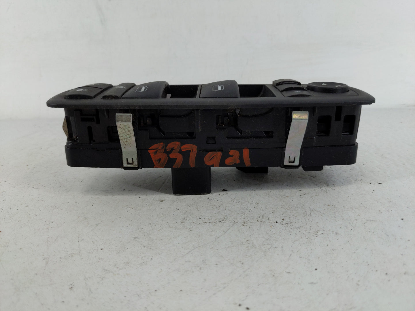 2013 Dodge Journey Master Power Window Switch Replacement Driver Side Left P/N:68084001AD Fits OEM Used Auto Parts - Oemused
