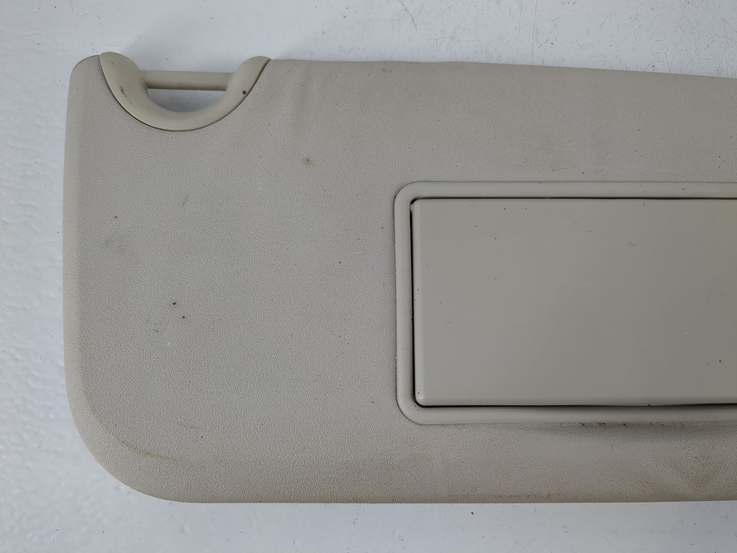 2013 Dodge Journey Sun Visor Shade Replacement Passenger Right Mirror Fits OEM Used Auto Parts - Oemusedautoparts1.com