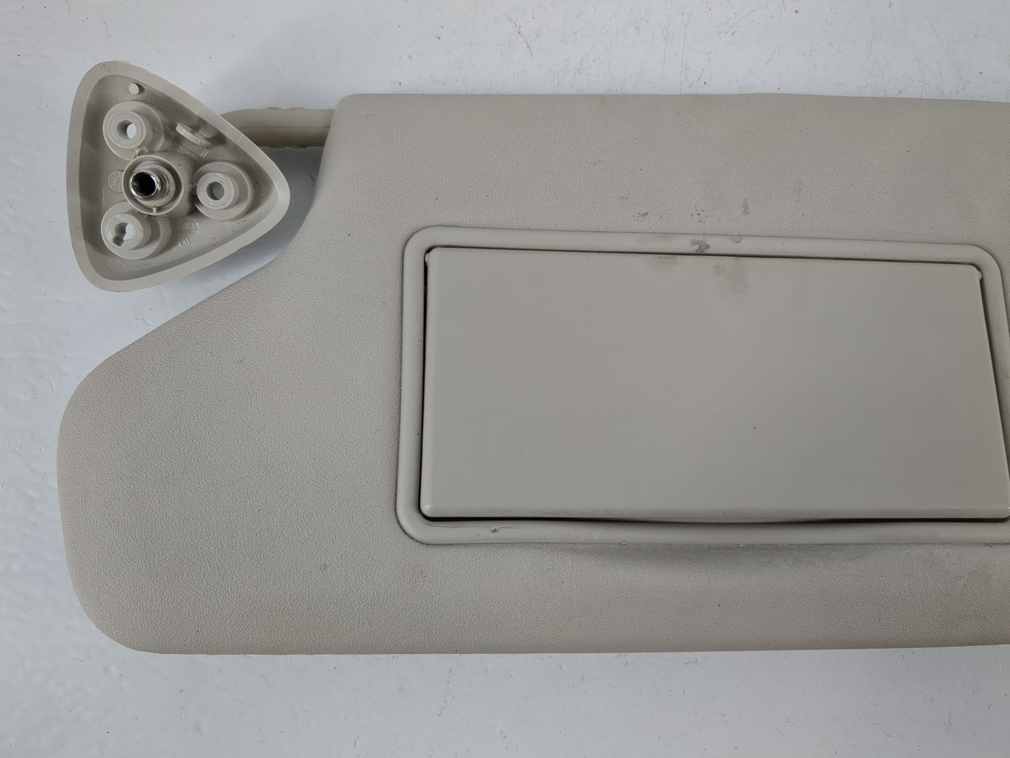 2013 Dodge Journey Sun Visor Shade Replacement Driver Left Mirror Fits OEM Used Auto Parts - Oemusedautoparts1.com
