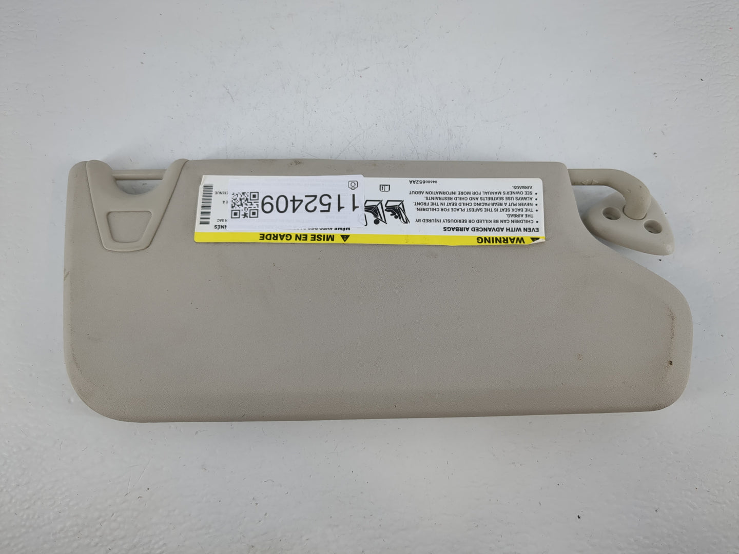 2013 Dodge Journey Sun Visor Shade Replacement Driver Left Mirror Fits OEM Used Auto Parts - Oemusedautoparts1.com