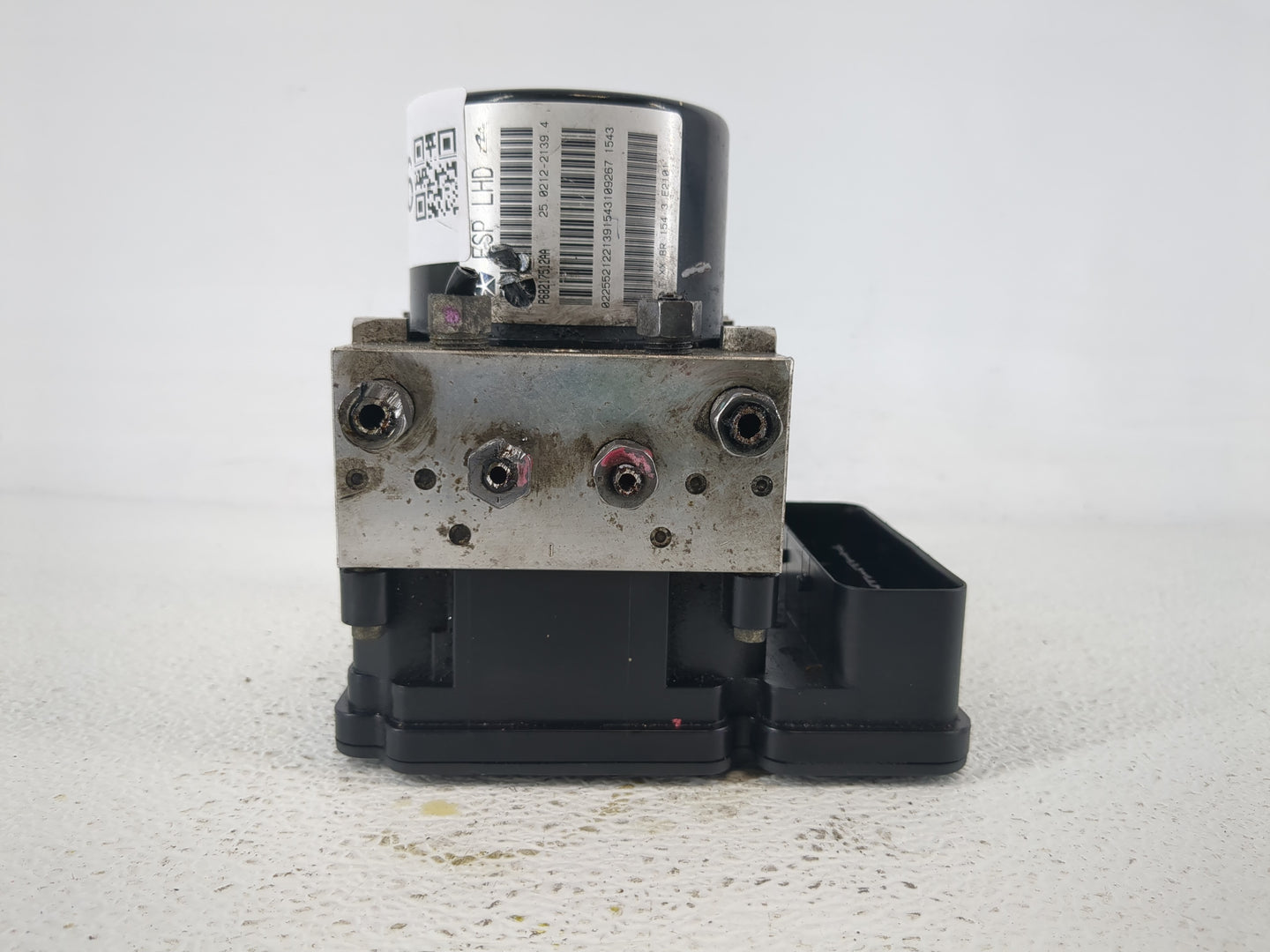 2013 Dodge Journey ABS Pump Control Module Replacement P/N:P68217512AA Fits OEM Used Auto Parts - Oemusedautoparts1.com