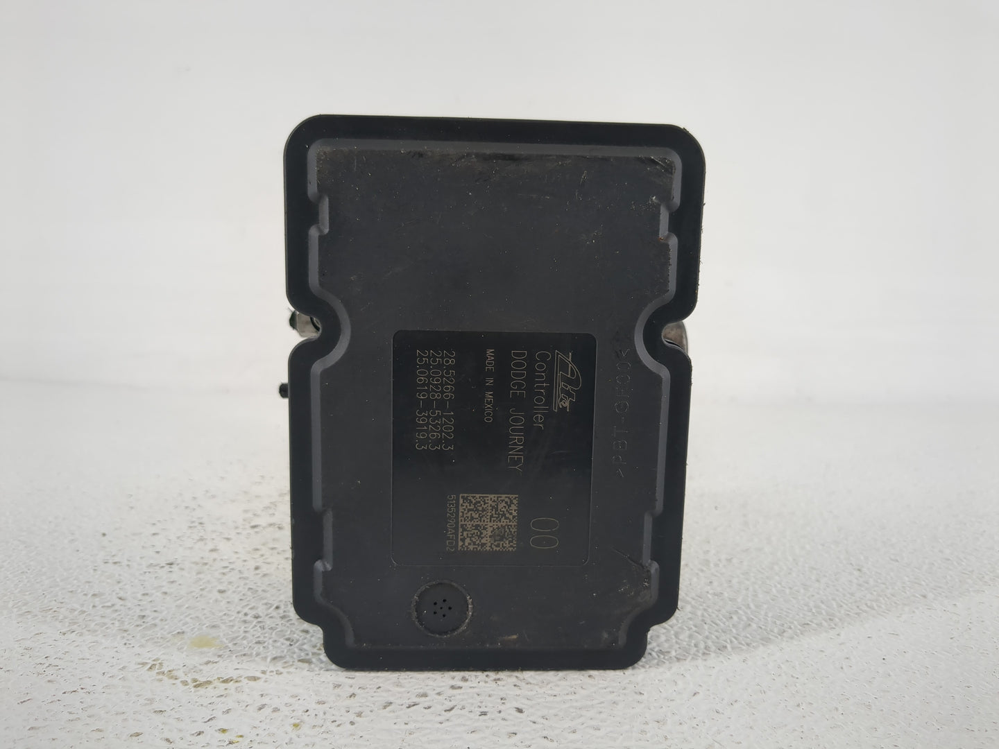 2013 Dodge Journey ABS Pump Control Module Replacement P/N:P68217512AA Fits OEM Used Auto Parts - Oemusedautoparts1.com