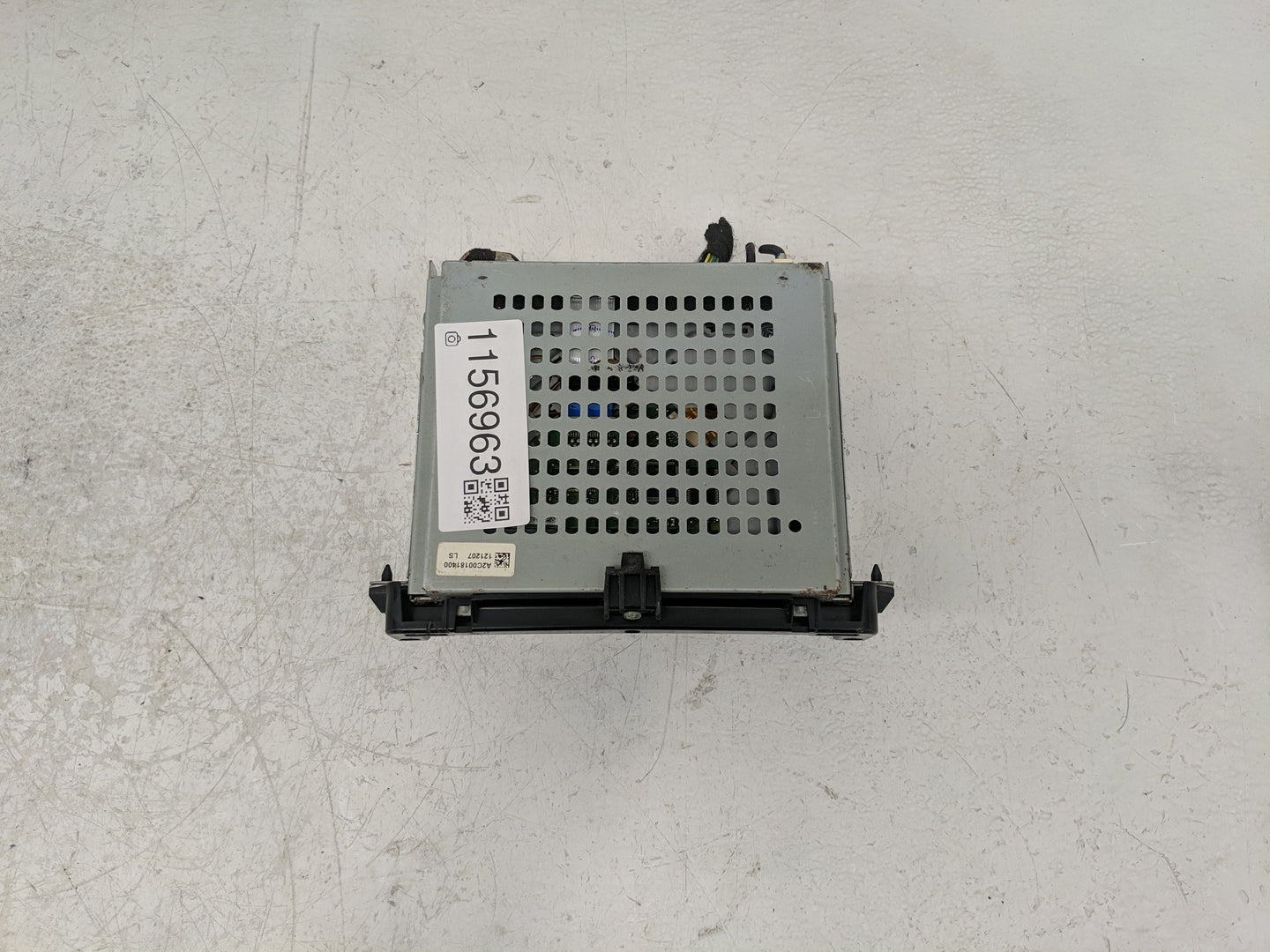 2013 Dodge Journey Radio AM FM Cd Player Receiver Replacement P/N:P05091919AB Fits OEM Used Auto Parts - Oemusedautoparts1.c