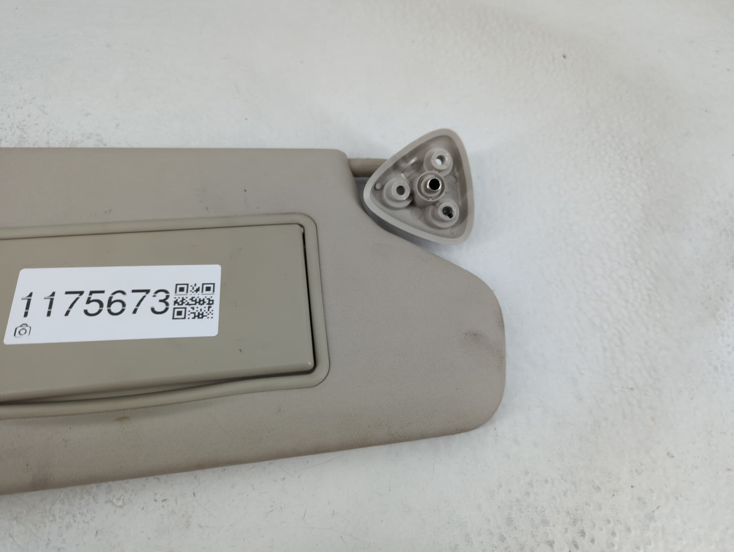 2013 Dodge Journey Sun Visor Shade Replacement Passenger Right Mirror Fits OEM Used Auto Parts - Oemusedautoparts1.com
