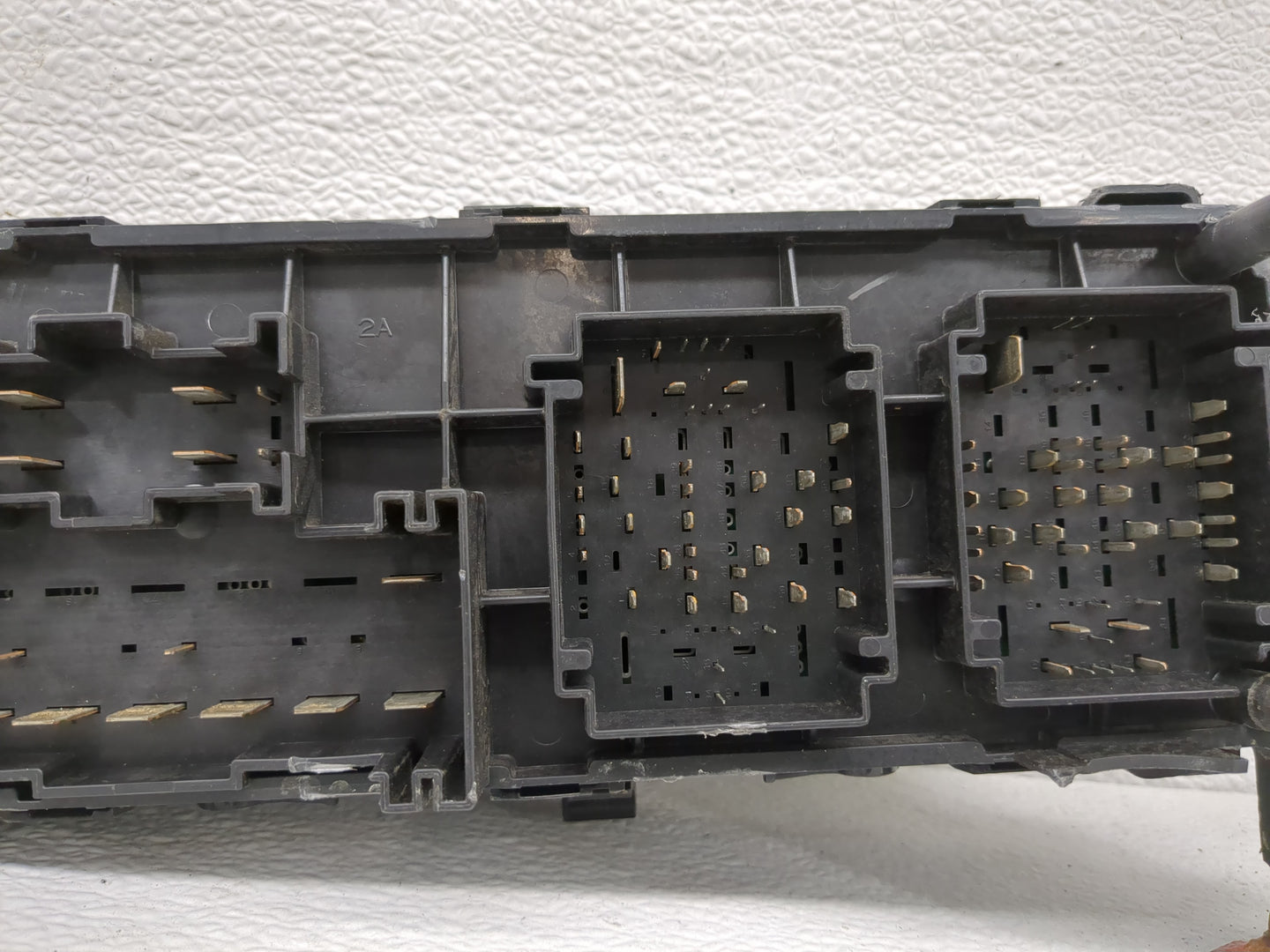 2013 Dodge Journey Fusebox Fuse Box Panel Relay Module P/N:68143317AD 68079356AB Fits OEM Used Auto Parts - Oemusedautoparts