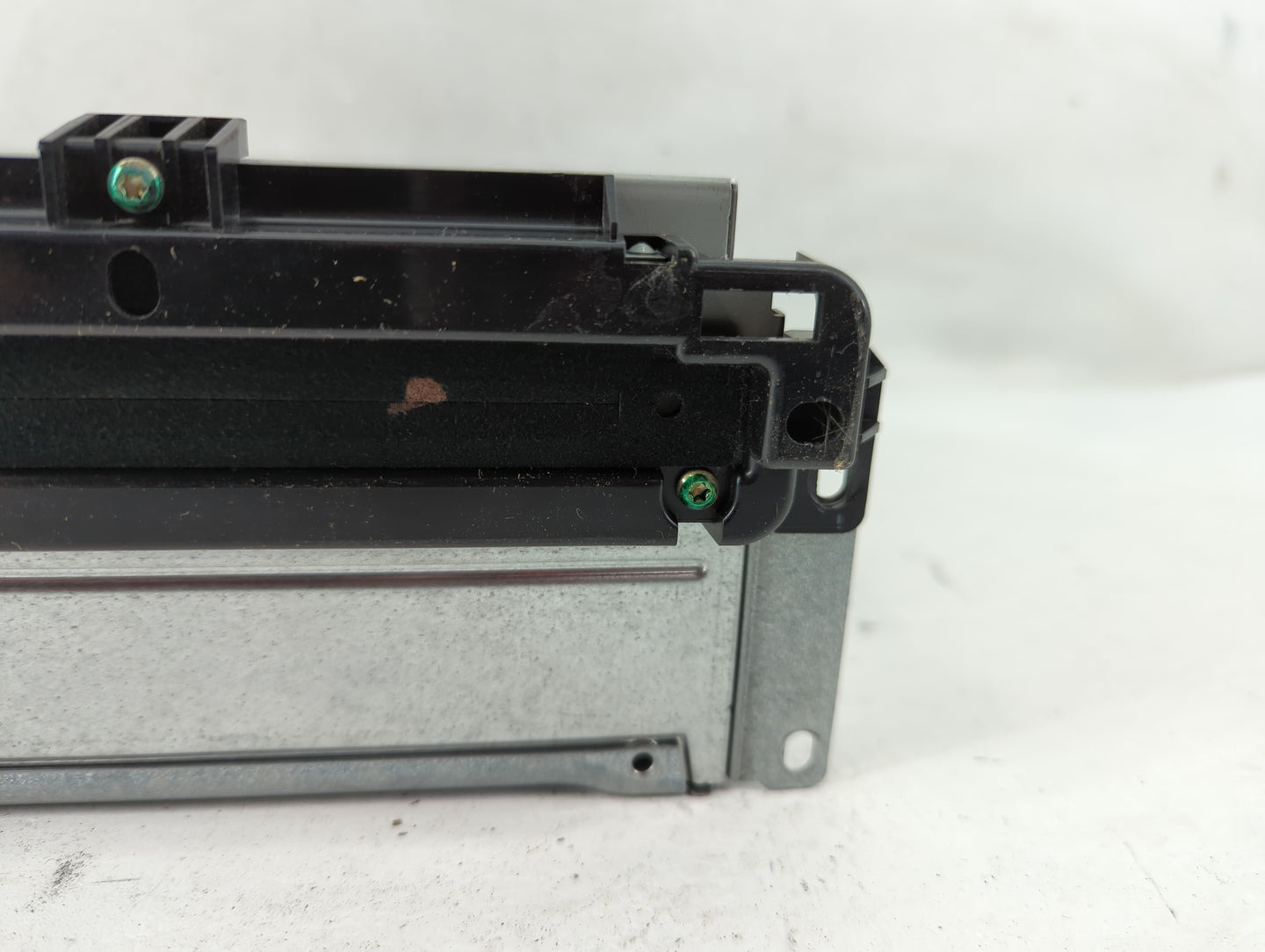 2013 Dodge Journey Radio AM FM Cd Player Receiver Replacement P/N:P05091919AB Fits OEM Used Auto Parts - Oemusedautoparts1.c