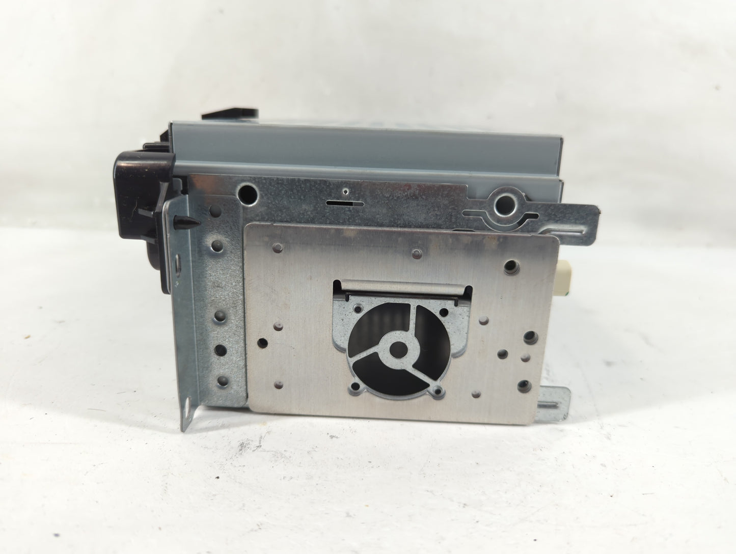 2013 Dodge Journey Radio AM FM Cd Player Receiver Replacement P/N:P05091920AB Fits OEM Used Auto Parts - Oemusedautoparts1.c