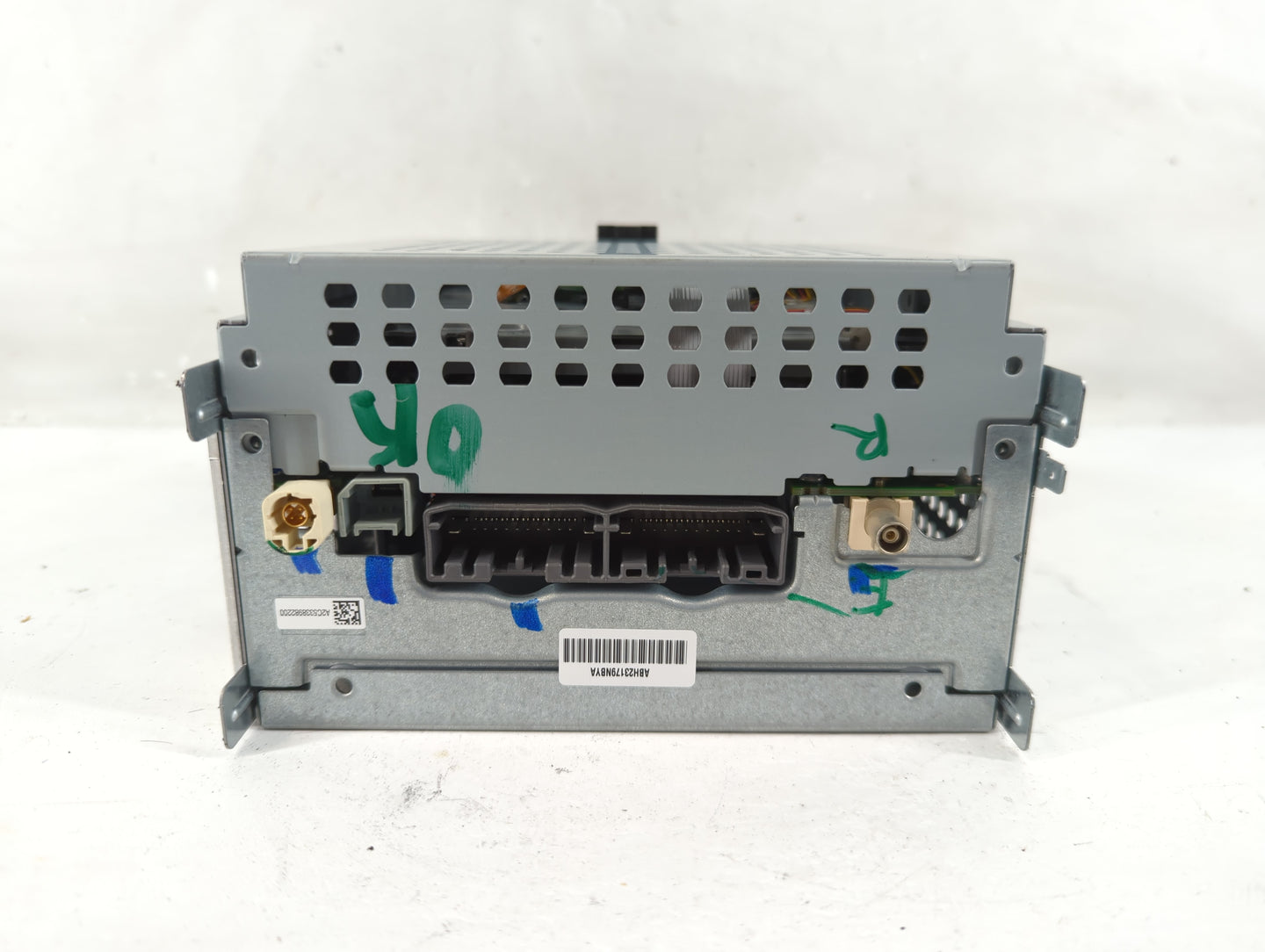 2013 Dodge Journey Radio AM FM Cd Player Receiver Replacement P/N:P05091920AB Fits OEM Used Auto Parts - Oemusedautoparts1.c