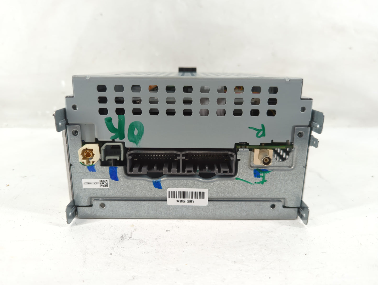 2013 Dodge Journey Radio AM FM Cd Player Receiver Replacement P/N:P05091920AB Fits OEM Used Auto Parts - Oemusedautoparts1.c