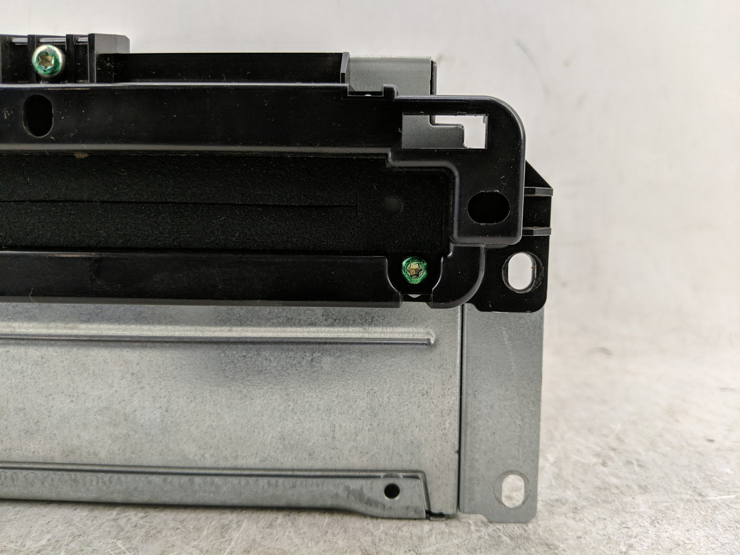 2013 Dodge Journey Radio AM FM Cd Player Receiver Replacement P/N:P05091919AB Fits OEM Used Auto Parts - Oemusedautoparts1.c