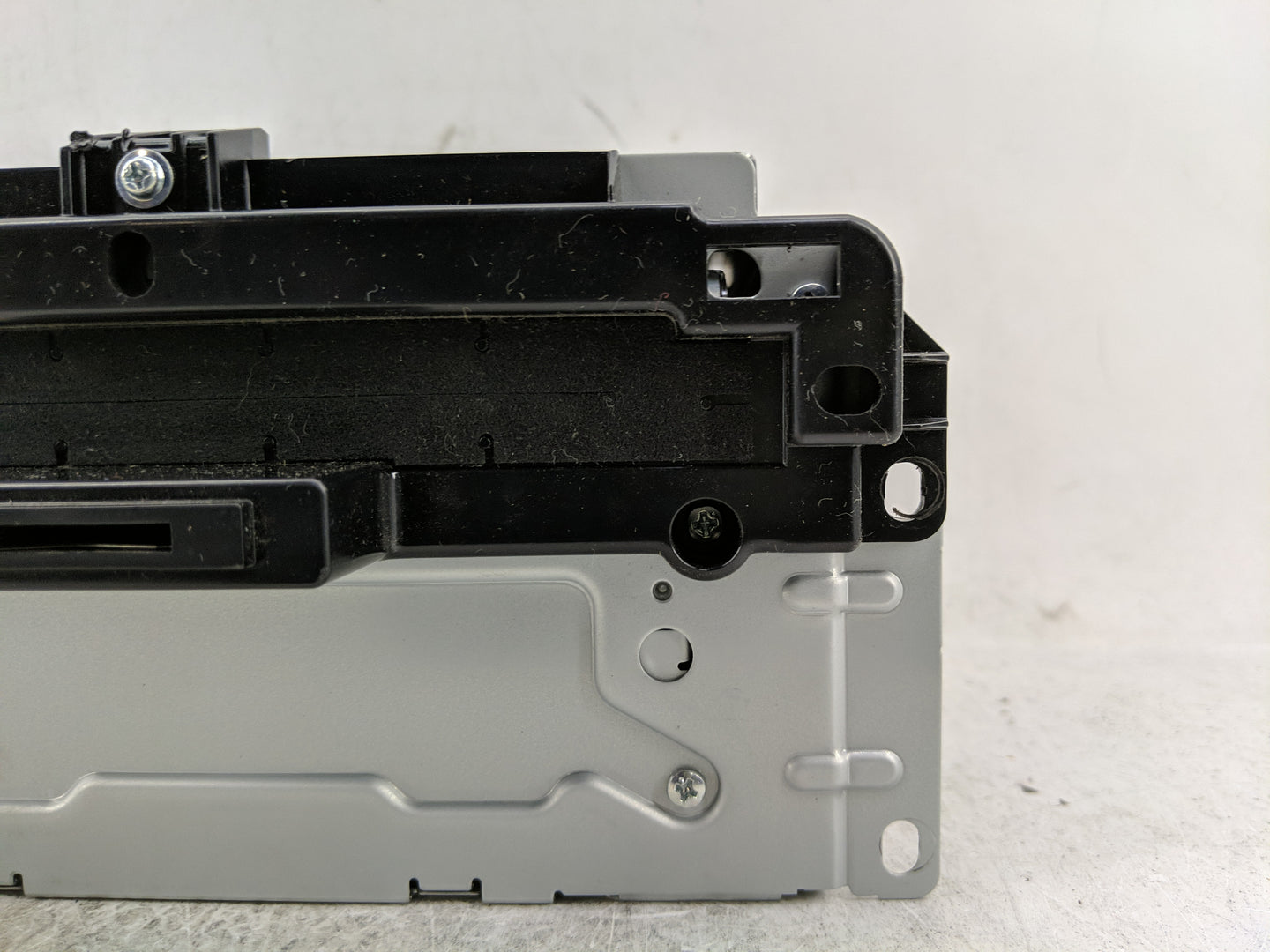2013 Dodge Journey Radio AM FM Cd Player Receiver Replacement P/N:P05091366AF Fits OEM Used Auto Parts - Oemusedautoparts1.c