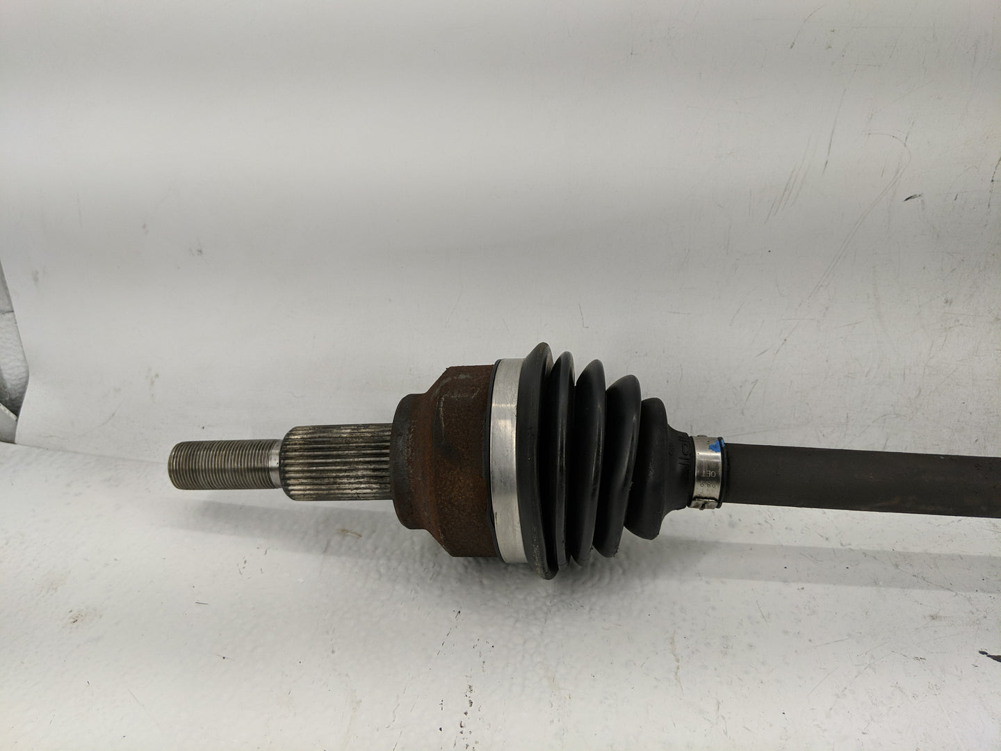 2013 Dodge Journey Axle Shaft Front Driver Cv C/v - Oemusedautoparts1.com