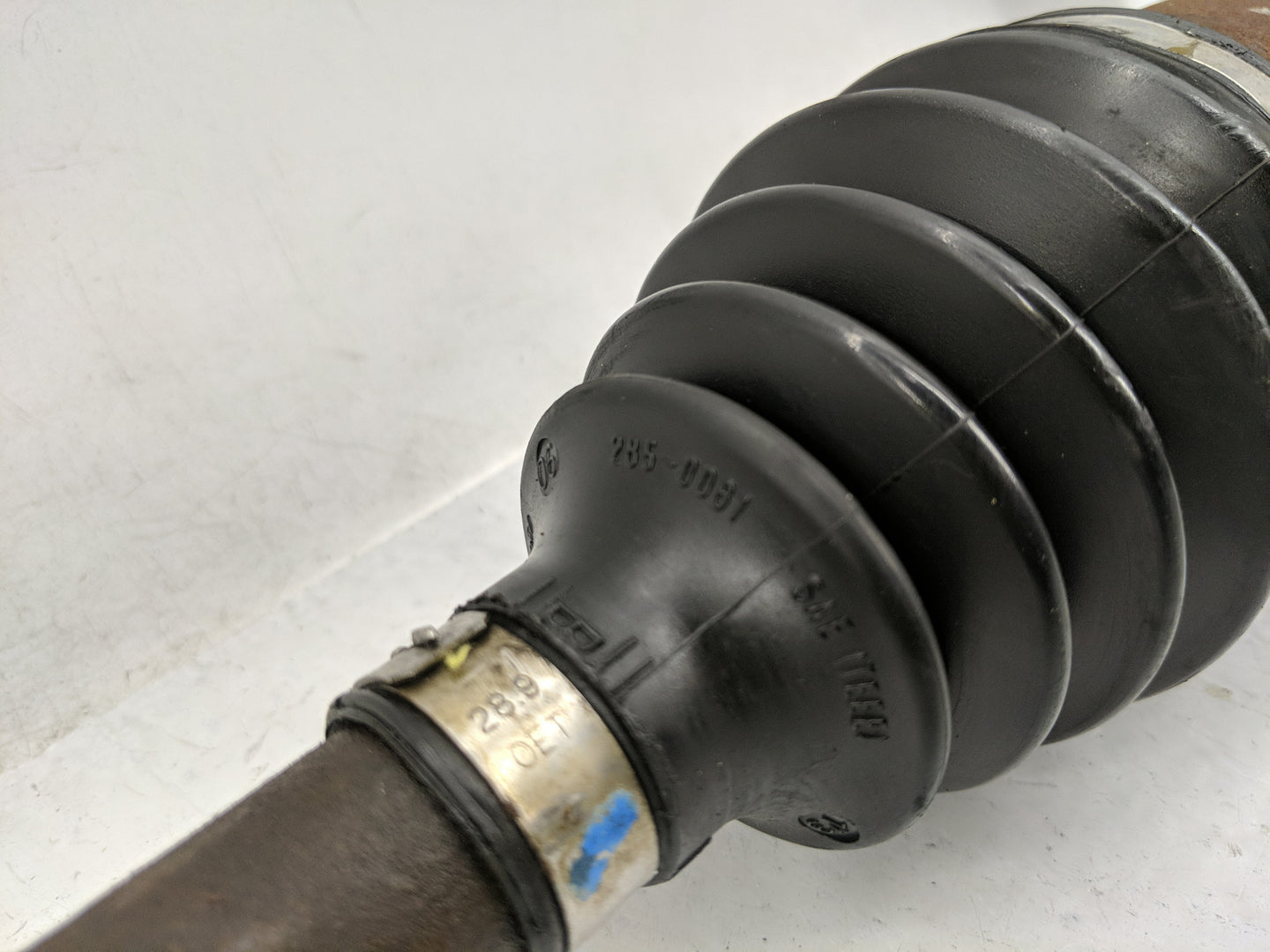 2013 Dodge Journey Axle Shaft Front Driver Cv C/v - Oemusedautoparts1.com