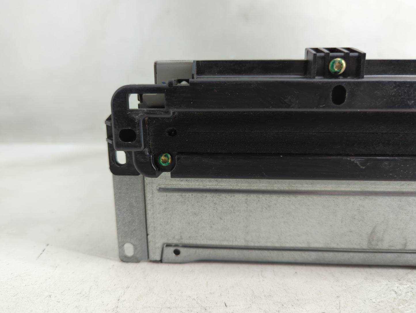 2013 Dodge Journey Radio AM FM Cd Player Receiver Replacement P/N:P05091920AA Fits OEM Used Auto Parts - Oemusedautoparts1.c