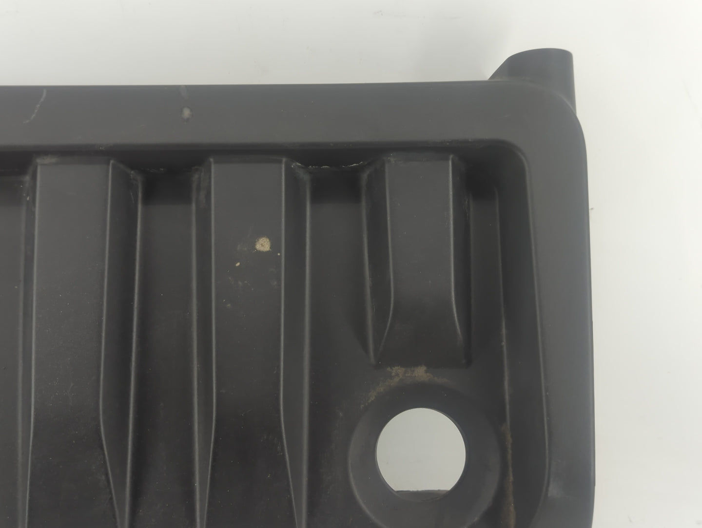 2013 Dodge Journey Engine Cover - Oemusedautoparts1.com