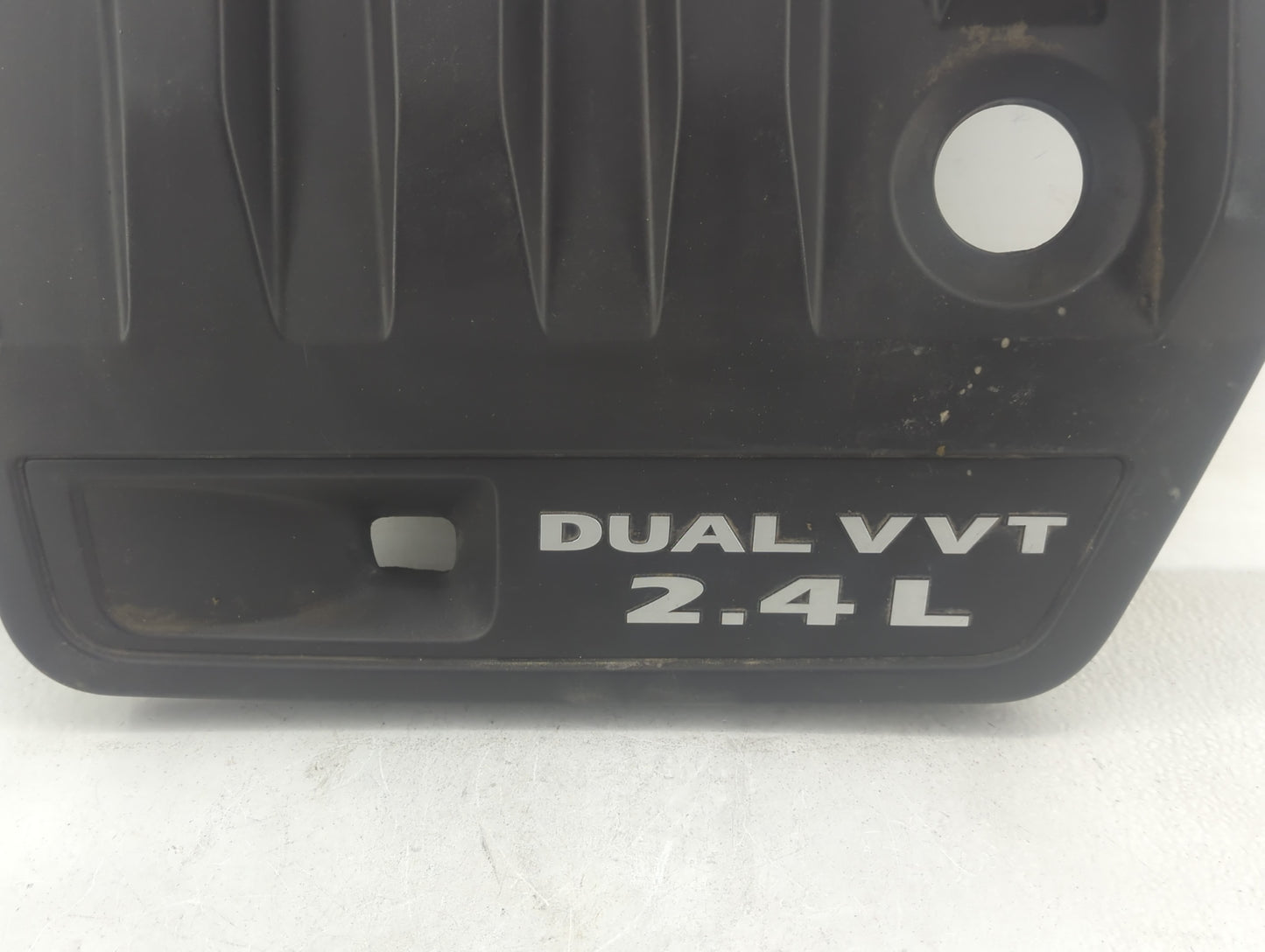 2013 Dodge Journey Engine Cover - Oemusedautoparts1.com