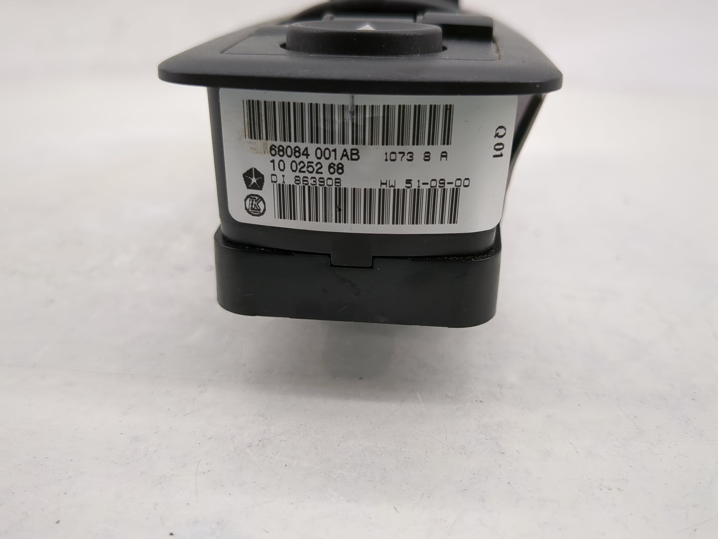 2013 Dodge Journey Master Power Window Switch Replacement Driver Side Left P/N:68084 001AB Fits OEM Used Auto Parts - Oemuse