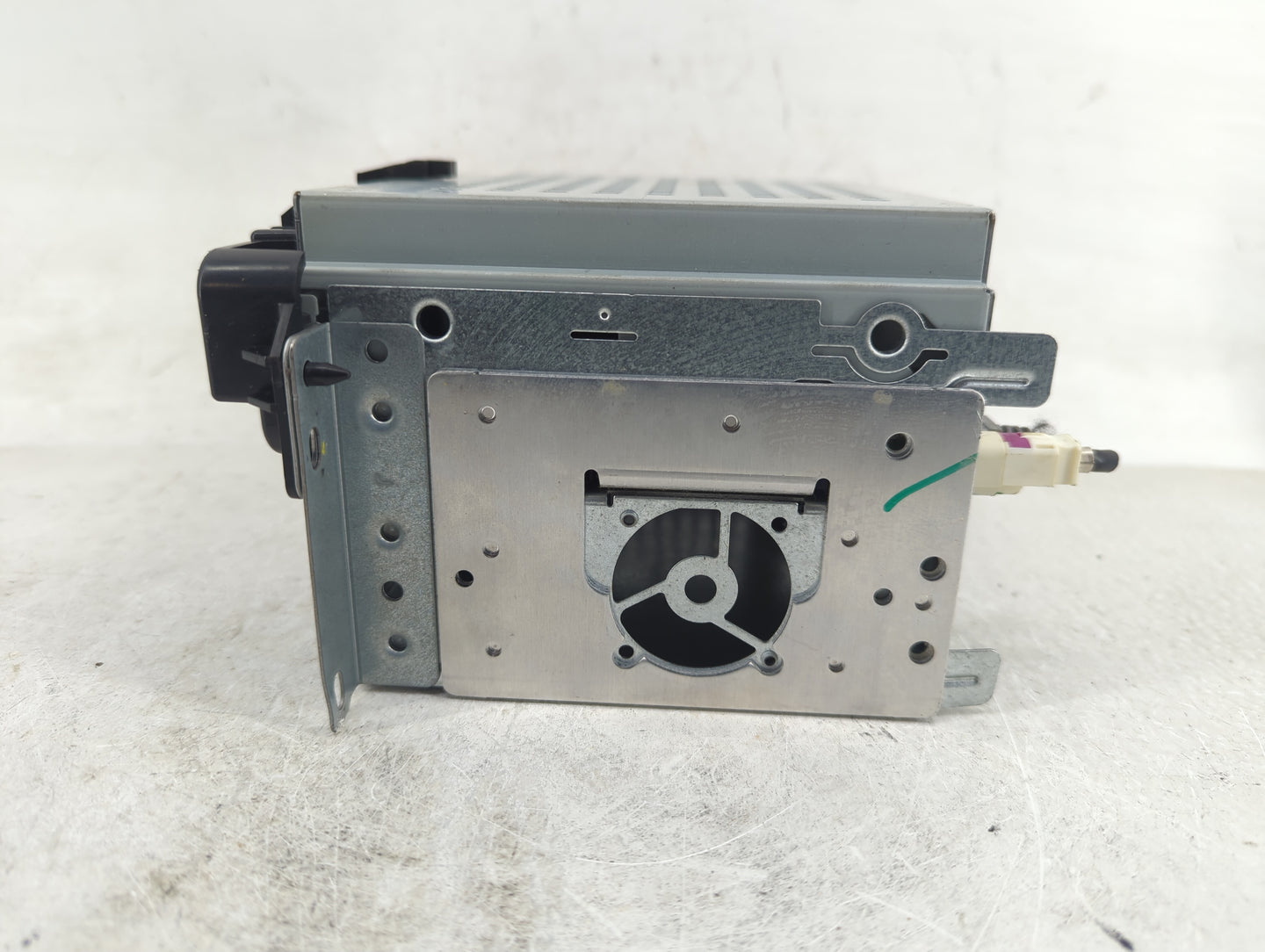 2013 Dodge Journey Radio AM FM Cd Player Receiver Replacement P/N:P05091920AB Fits OEM Used Auto Parts - Oemusedautoparts1.c