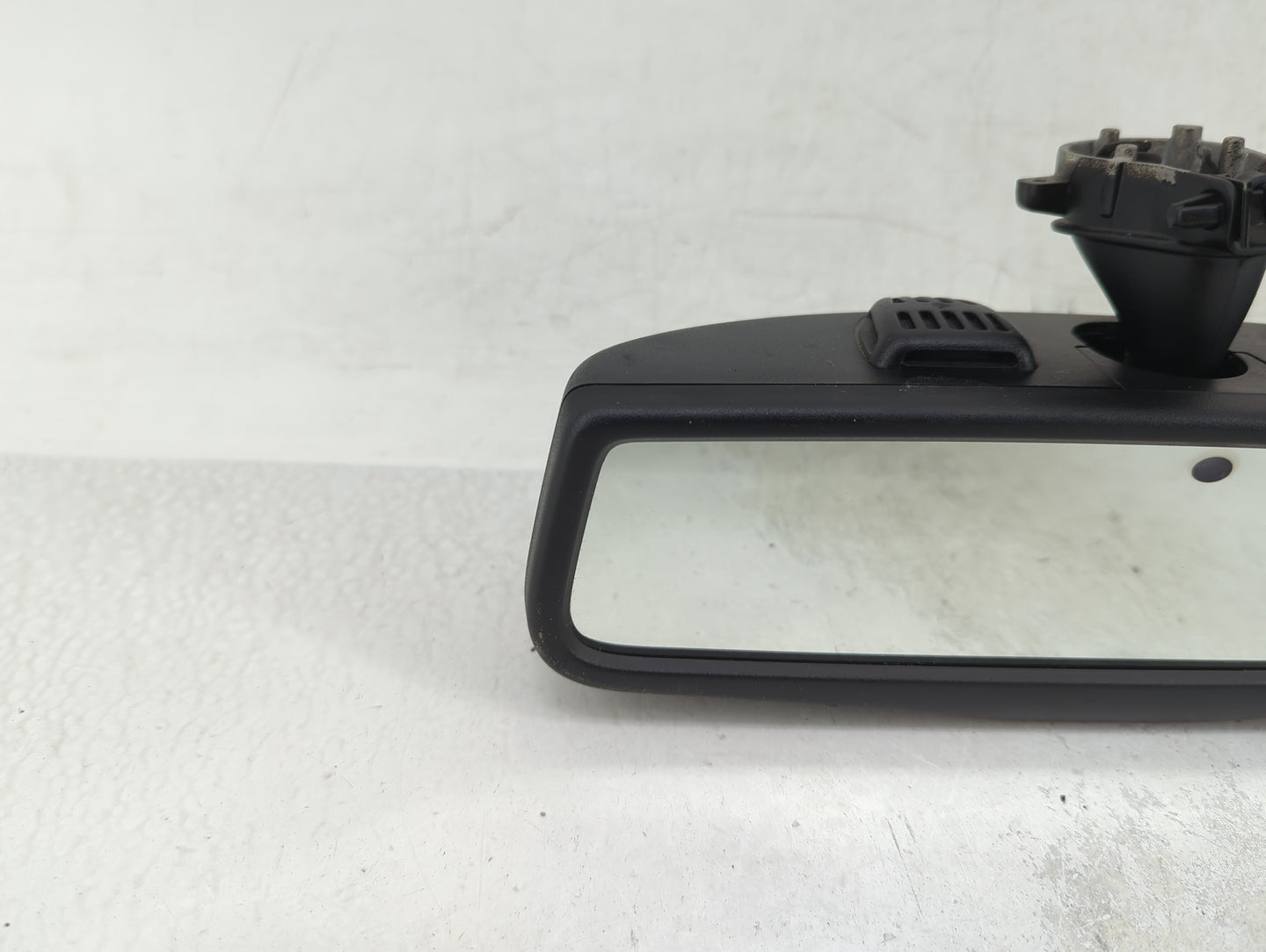 2013 Dodge Journey Interior Rear View Mirror Replacement OEM P/N:57010495AB Fits OEM Used Auto Parts - Oemusedautoparts1.com
