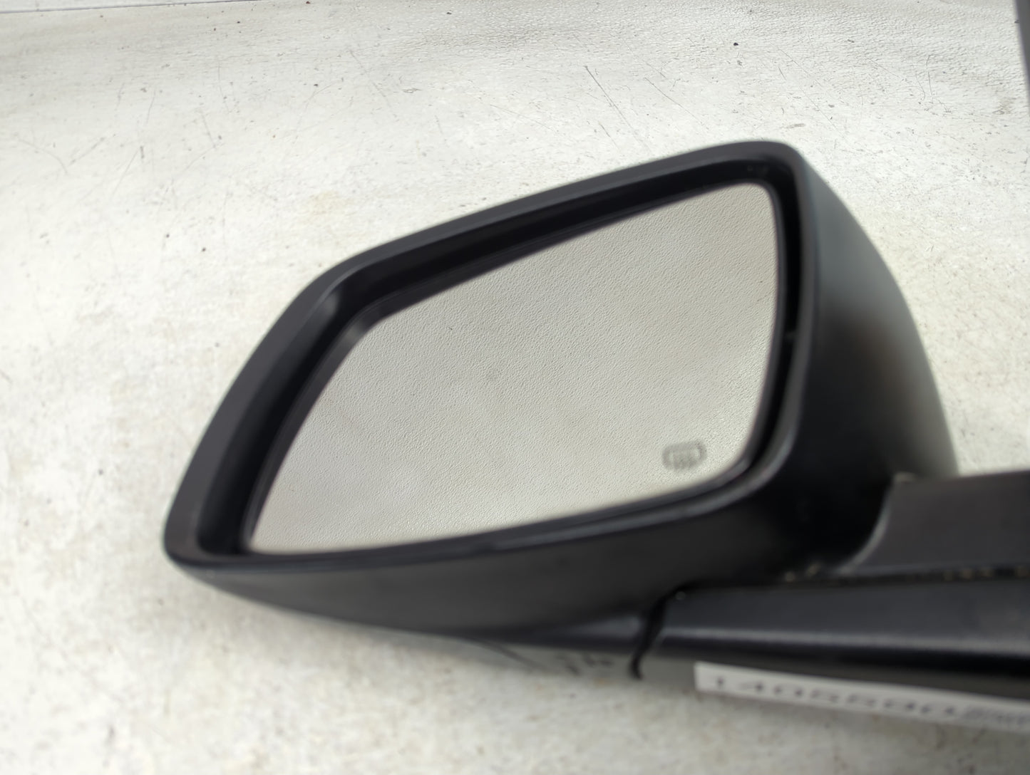 2013 Dodge Journey Driver Side View Mirror - Left Door Mirror OEM Used - Oemusedautoparts1.com