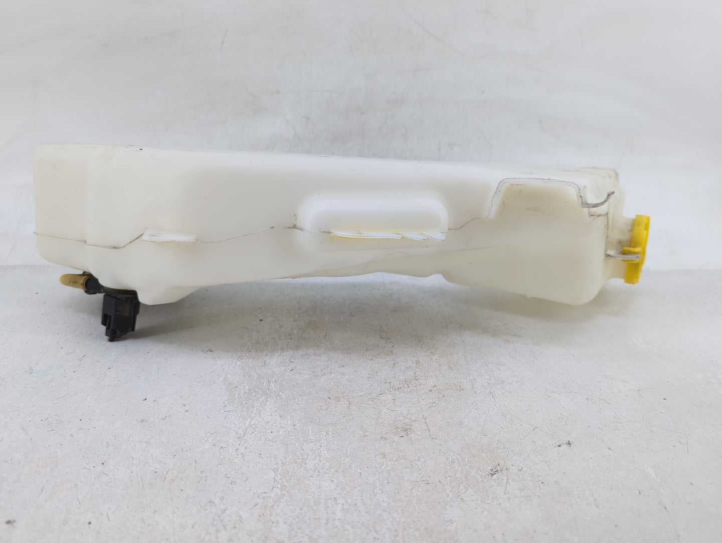 2013 Dodge Journey Windshield Washer Fluid Reservoir Bottle Oem - Oemusedautoparts1.com