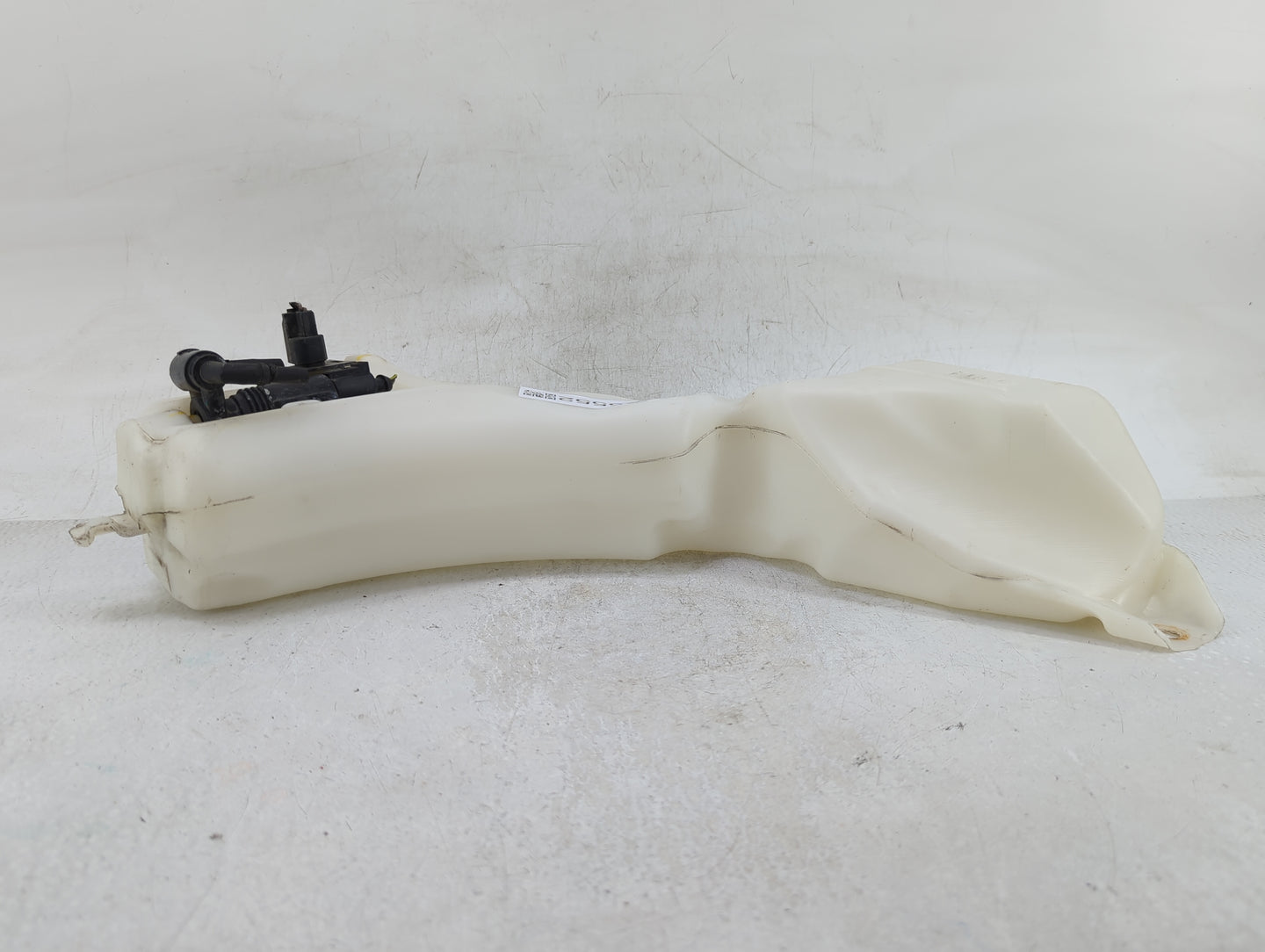 2013 Dodge Journey Windshield Washer Fluid Reservoir Bottle Oem - Oemusedautoparts1.com