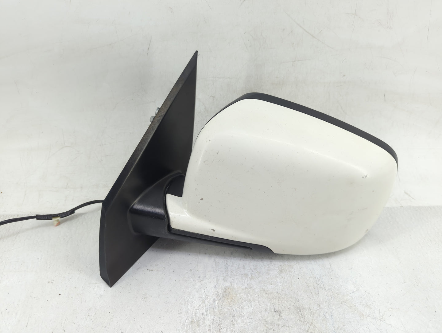 2013 Dodge Journey Driver Side View Mirror - Left Door Mirror OEM Used - Oemusedautoparts1.com