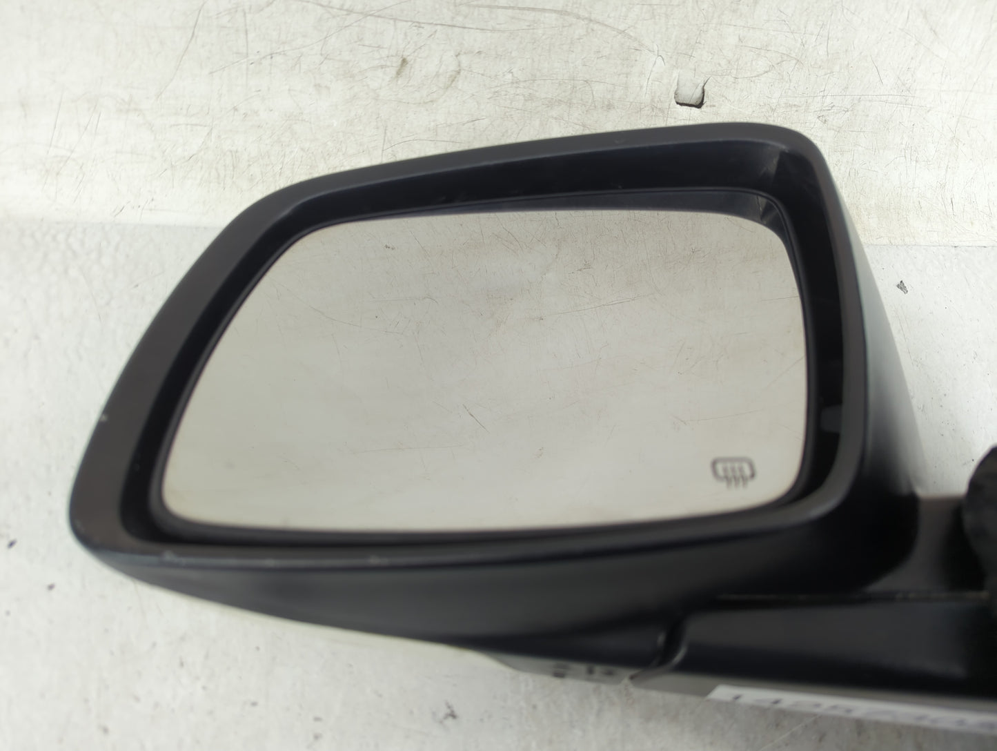 2013 Dodge Journey Driver Side View Mirror - Left Door Mirror OEM Used - Oemusedautoparts1.com