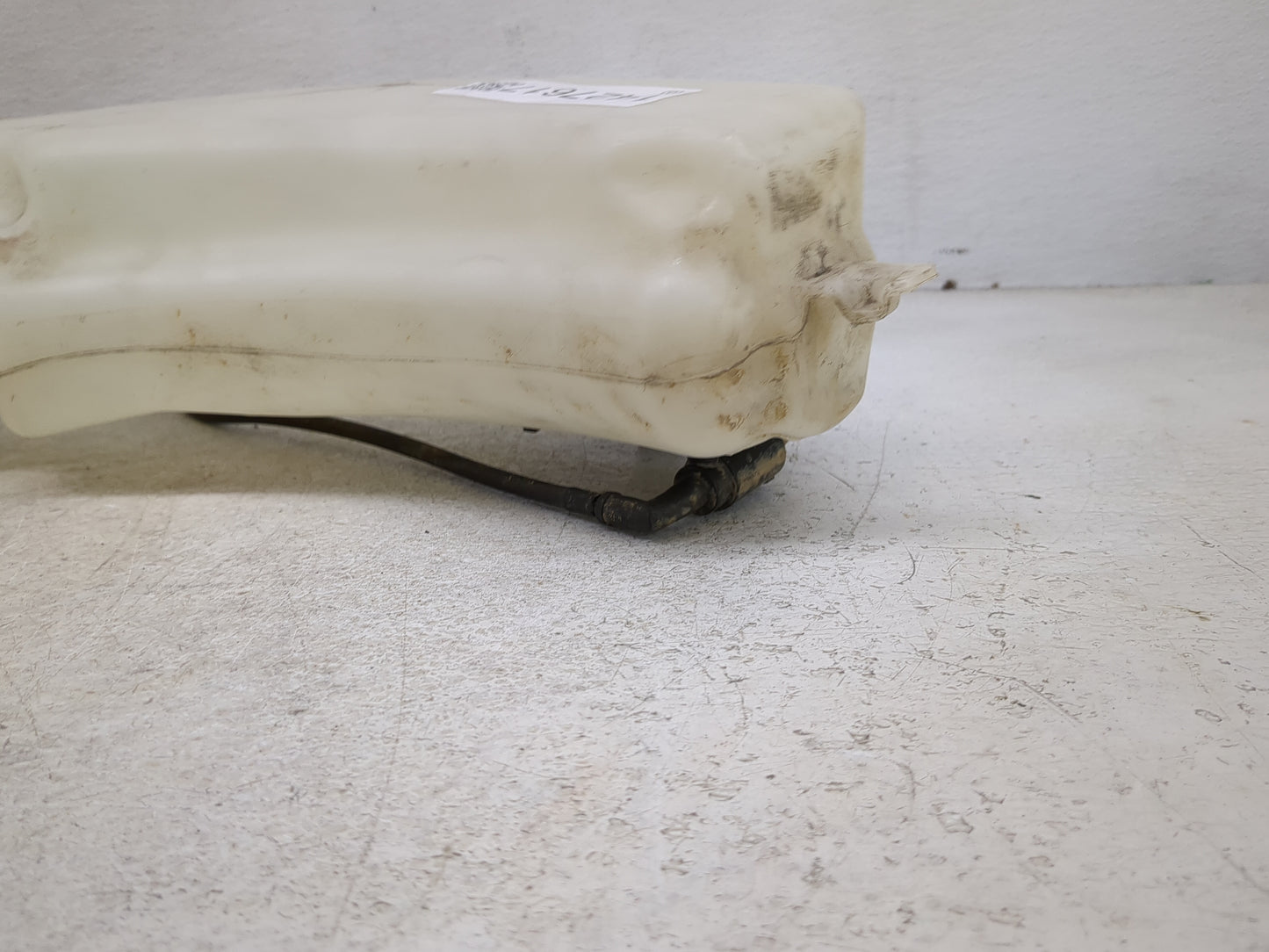 2013 Dodge Journey Windshield Washer Fluid Reservoir Bottle Oem - Oemusedautoparts1.com