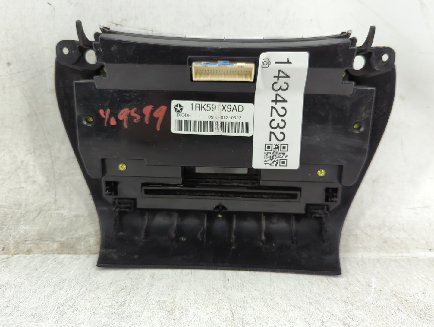2013 Dodge Journey Climate Control Module Temperature AC/Heater Replacement P/N:1RK591X9AD Fits OEM Used Auto Parts - Oemuse